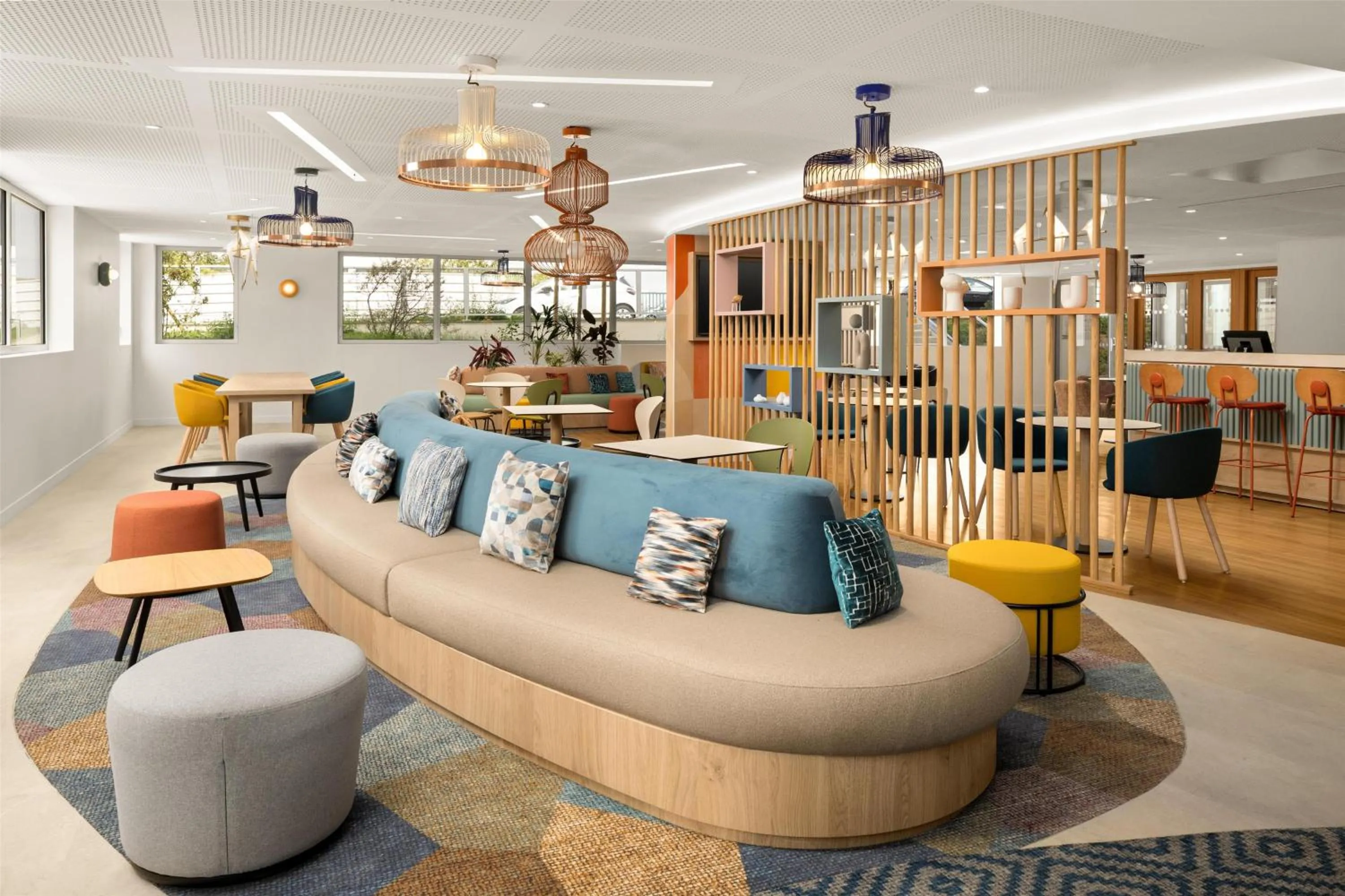 Lobby or reception in Hampton By Hilton Paris Charles De Gaulle Airport