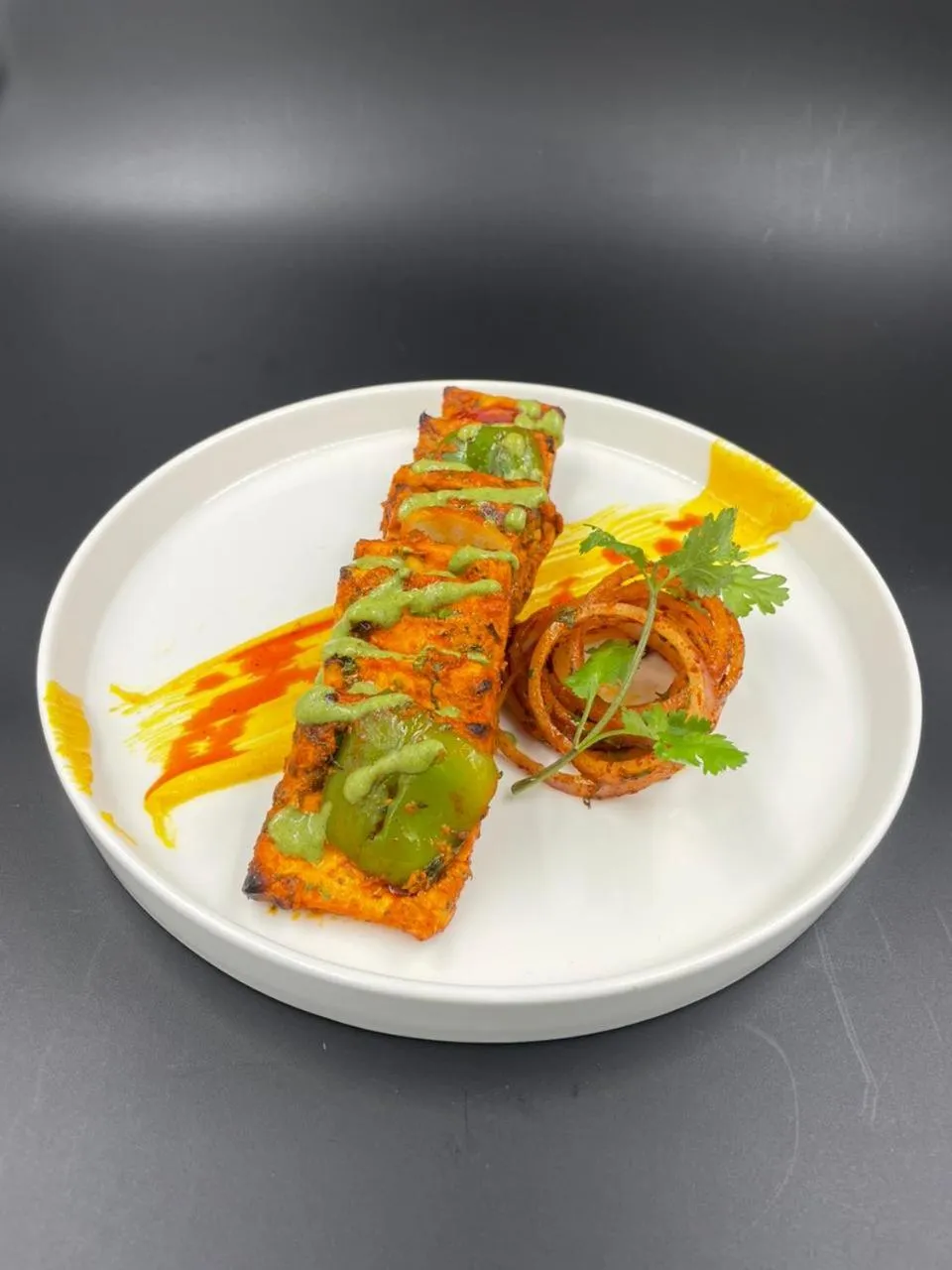 Restaurant/places to eat in O'NEST Elite