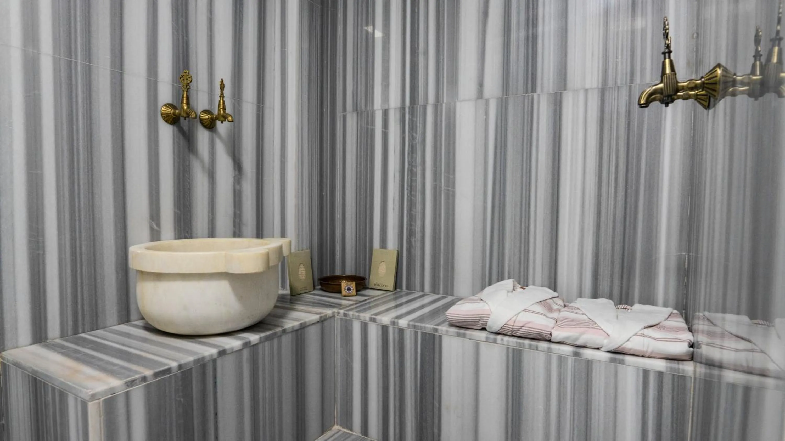 Public Bath, Bed in Ramada by Wyndham Fethiye Oludeniz