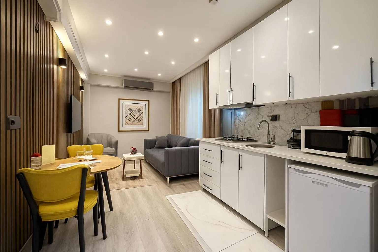 Kitchen or kitchenette in Casa Florya Suites