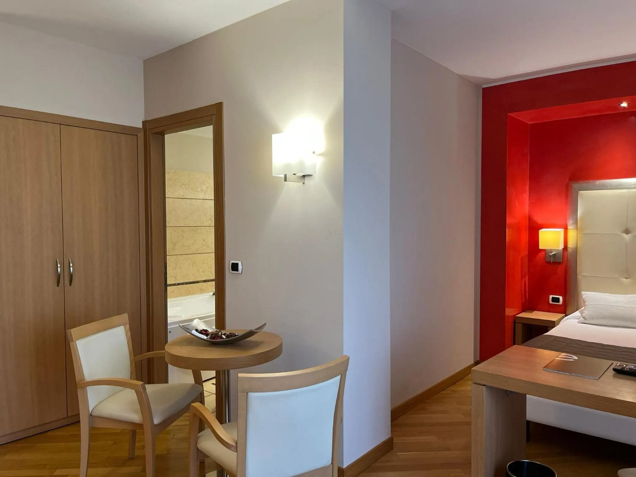 Bedroom, Bed in Hotel Europa