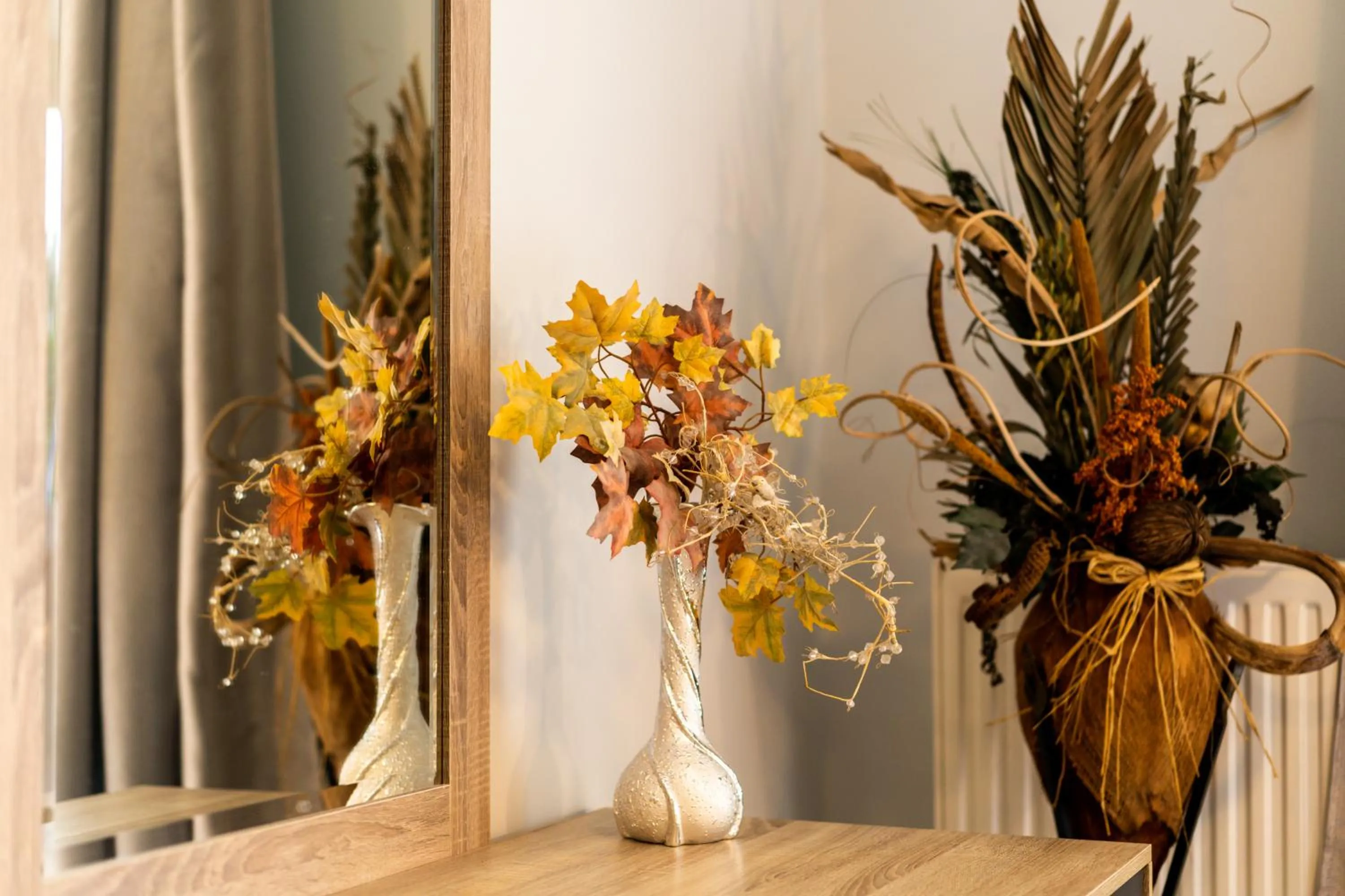 Decorative detail in Hotel Epavlis