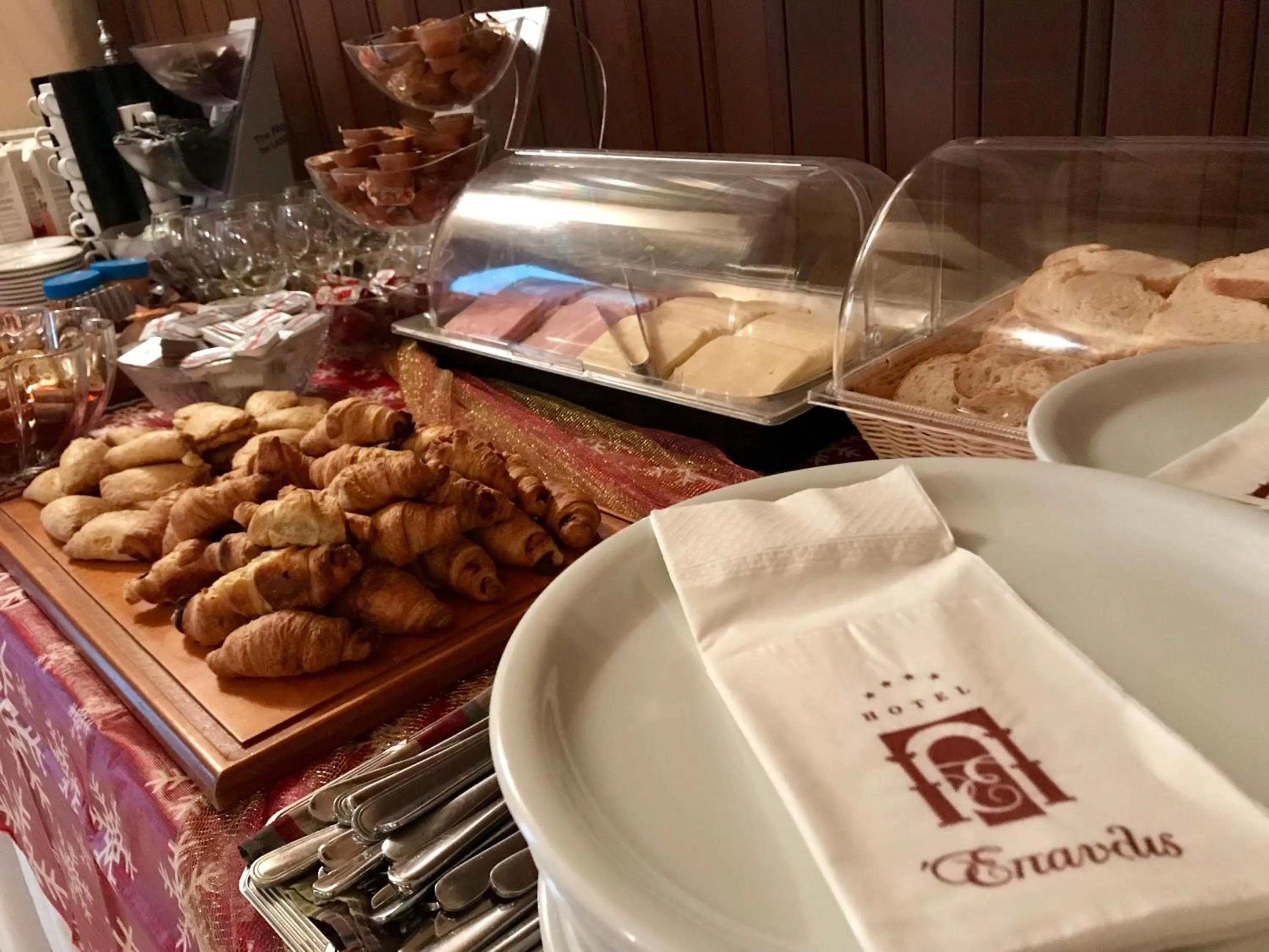 Food in Hotel Epavlis