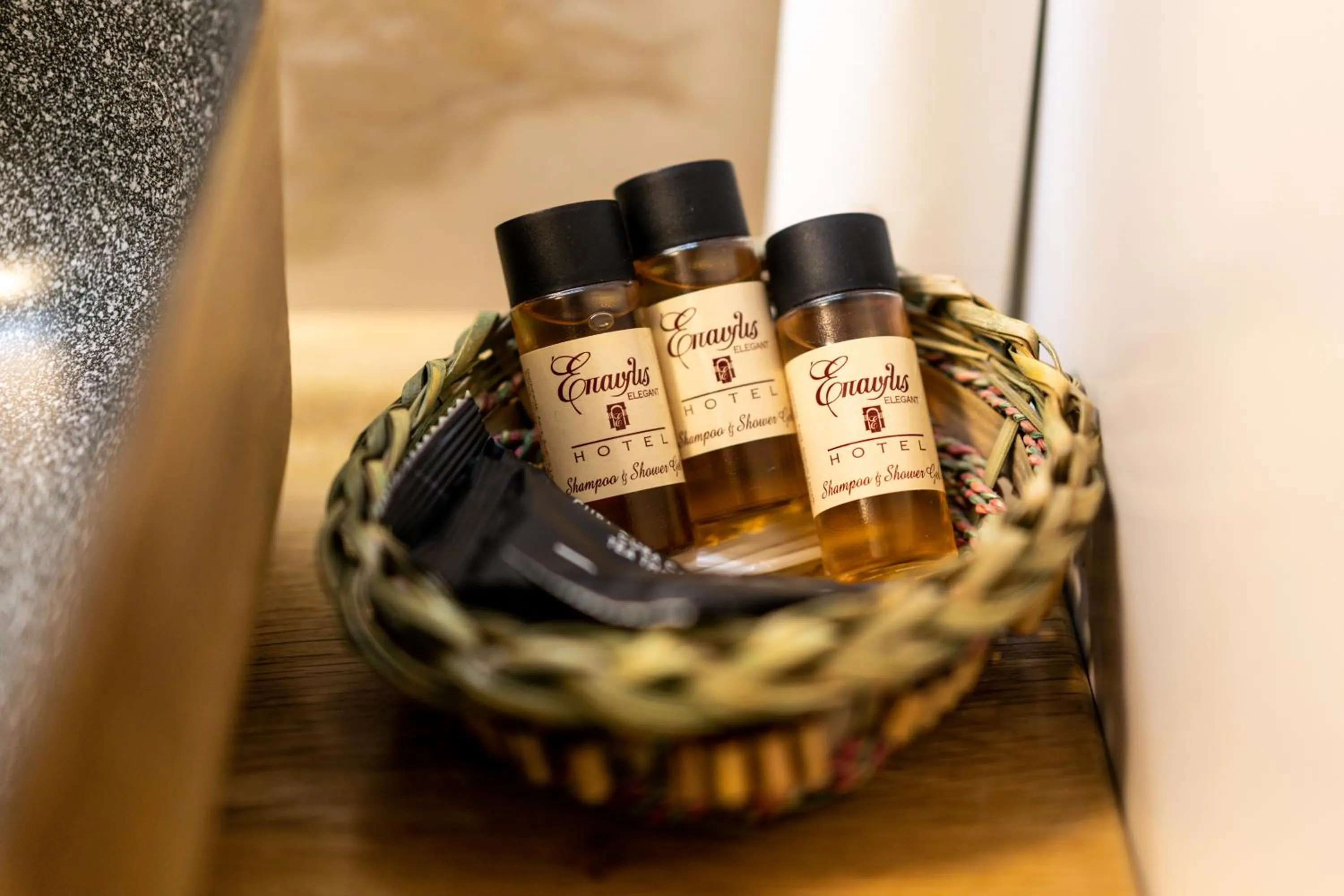 Bathroom in Hotel Epavlis