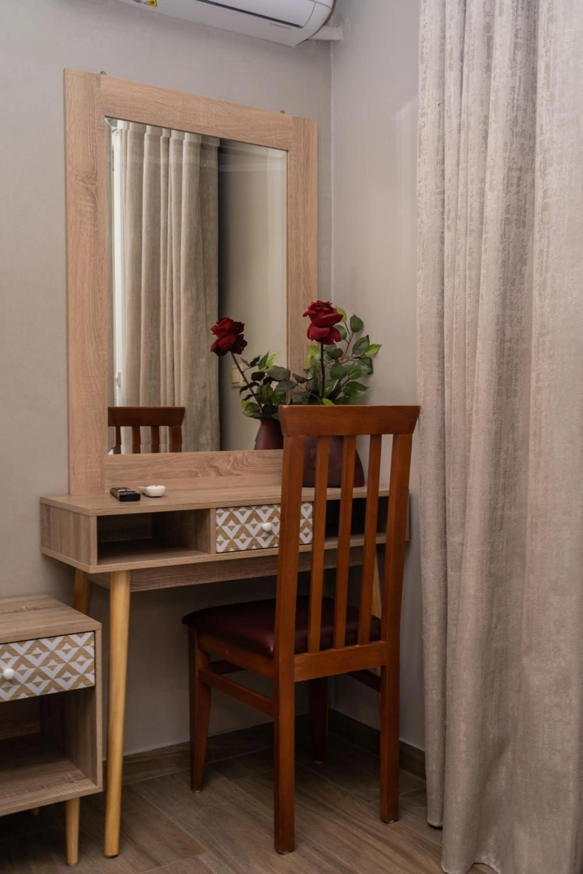 Seating area in Hotel Epavlis