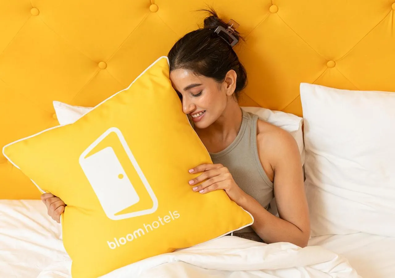 Bed in Bloom Hotel - Financial District