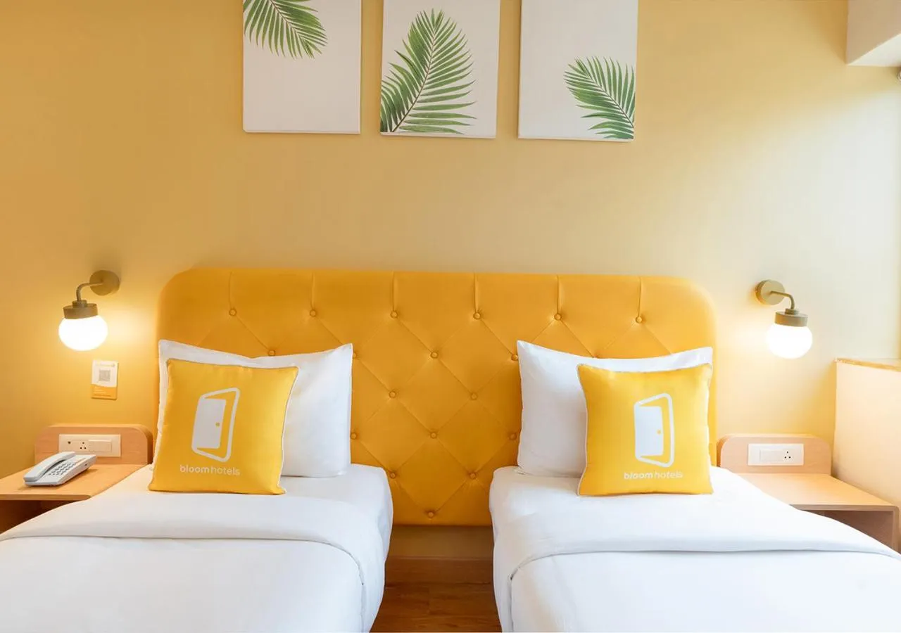 Bed in Bloom Hotel - Financial District