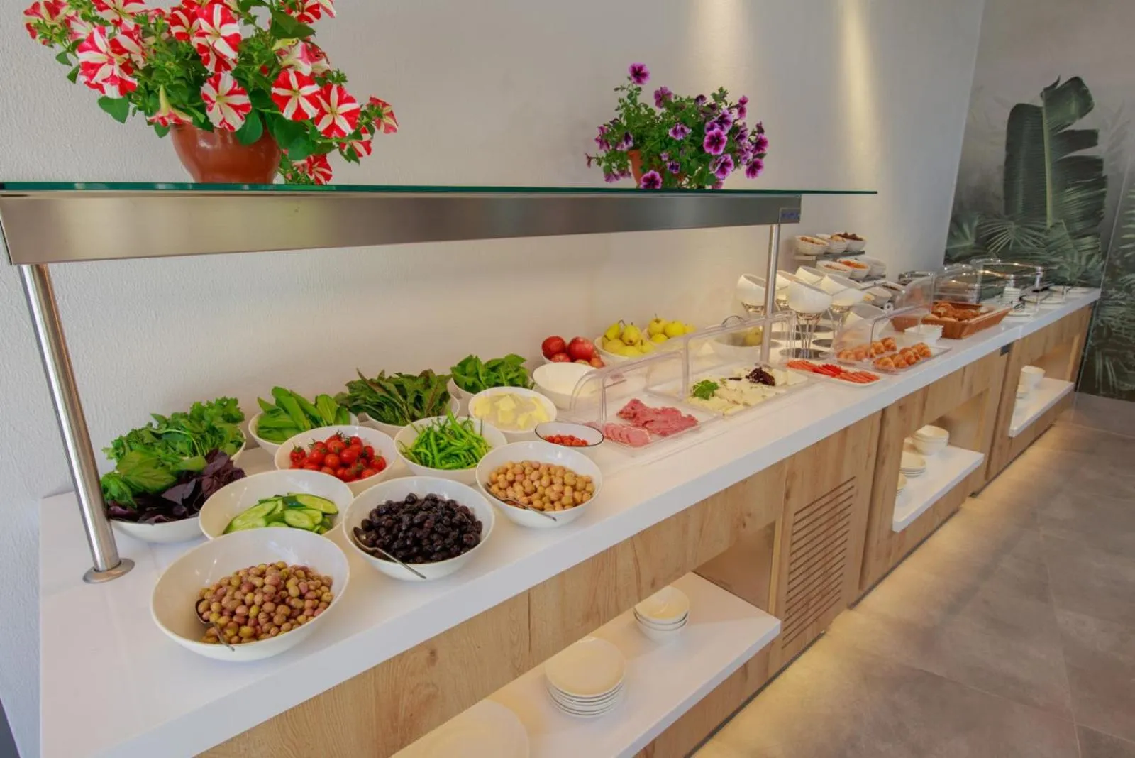 Food and drinks in Casa Lumar Luxury Lodging- Adult Only