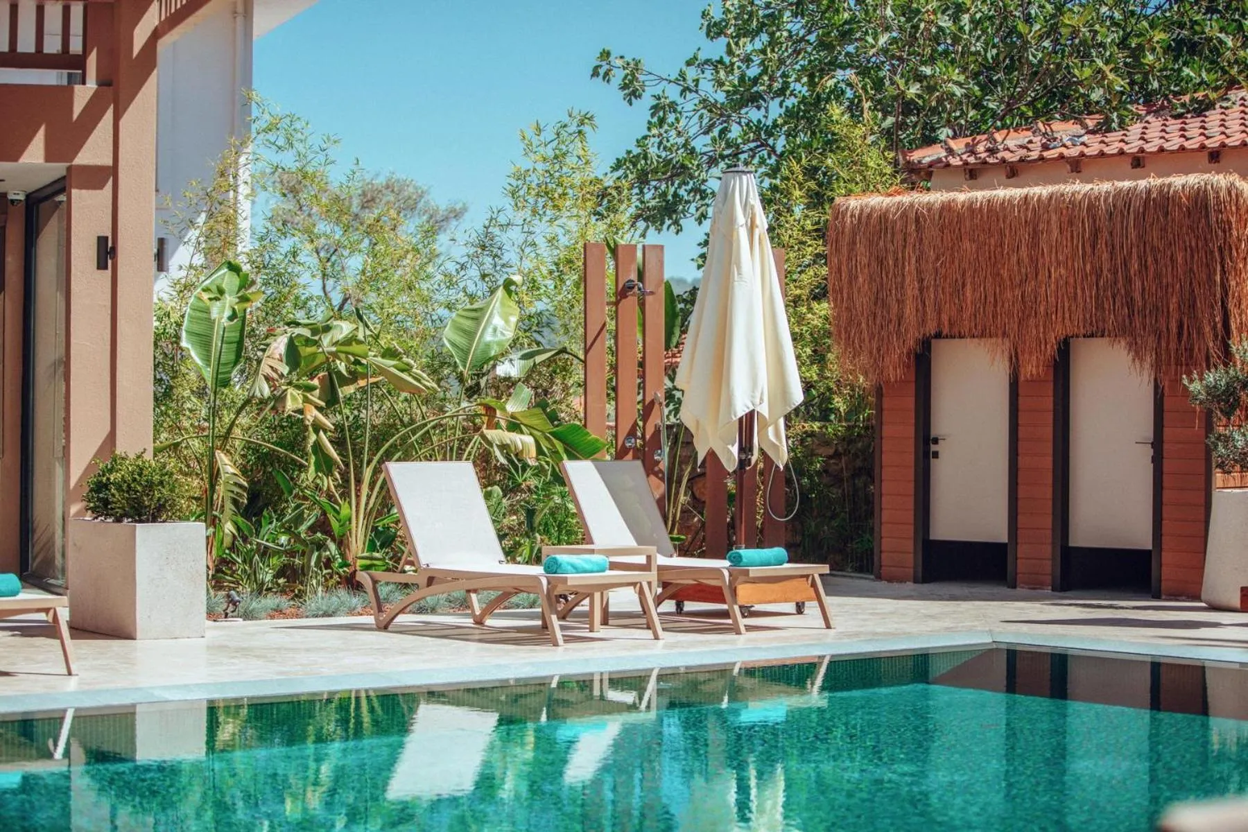 Garden in Casa Lumar Luxury Lodging- Adult Only