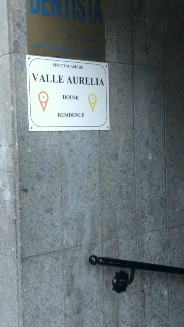 Property building in Valle Aurelia House