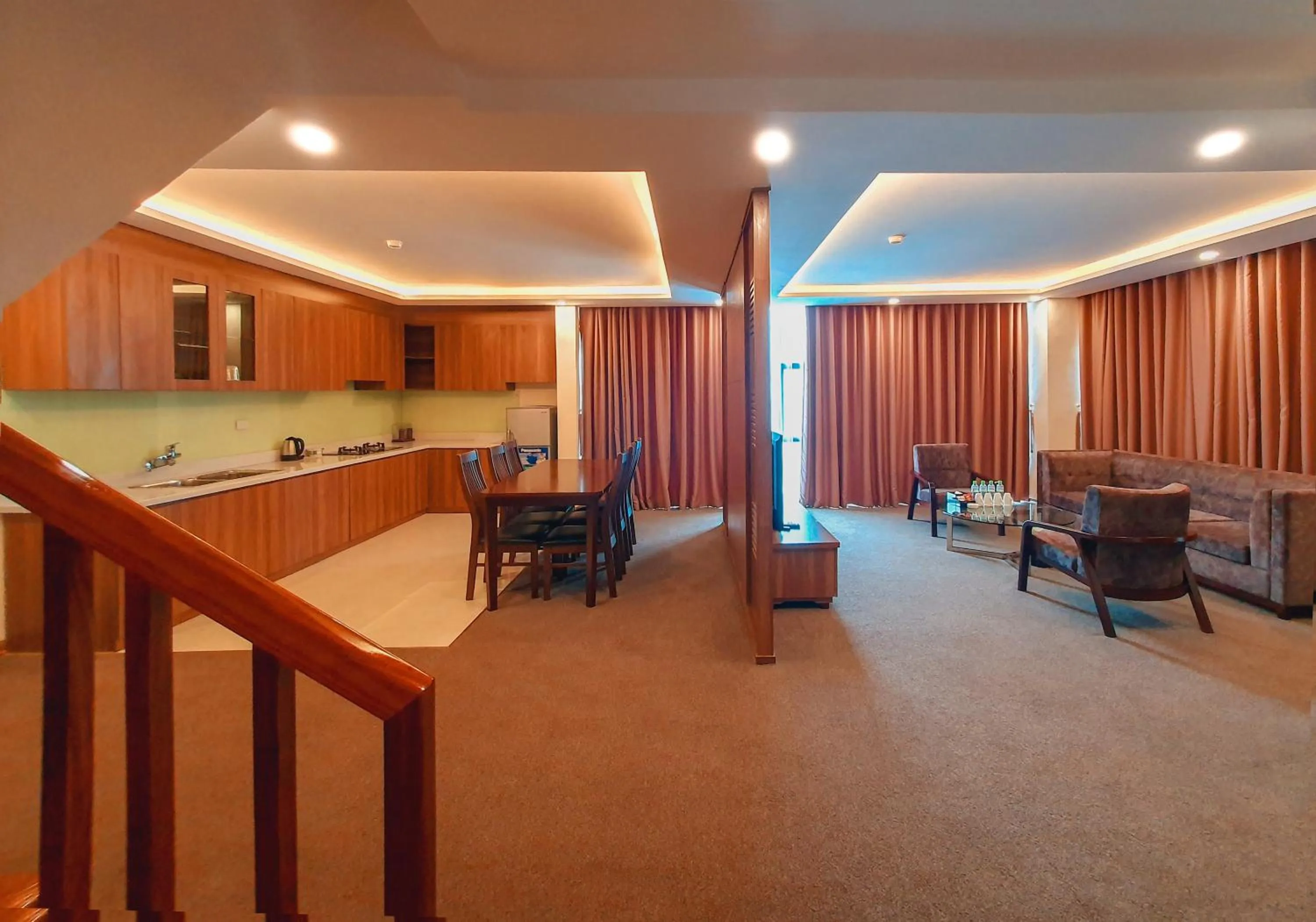 Kitchen or kitchenette in Muong Thanh Dien Chau Hotel