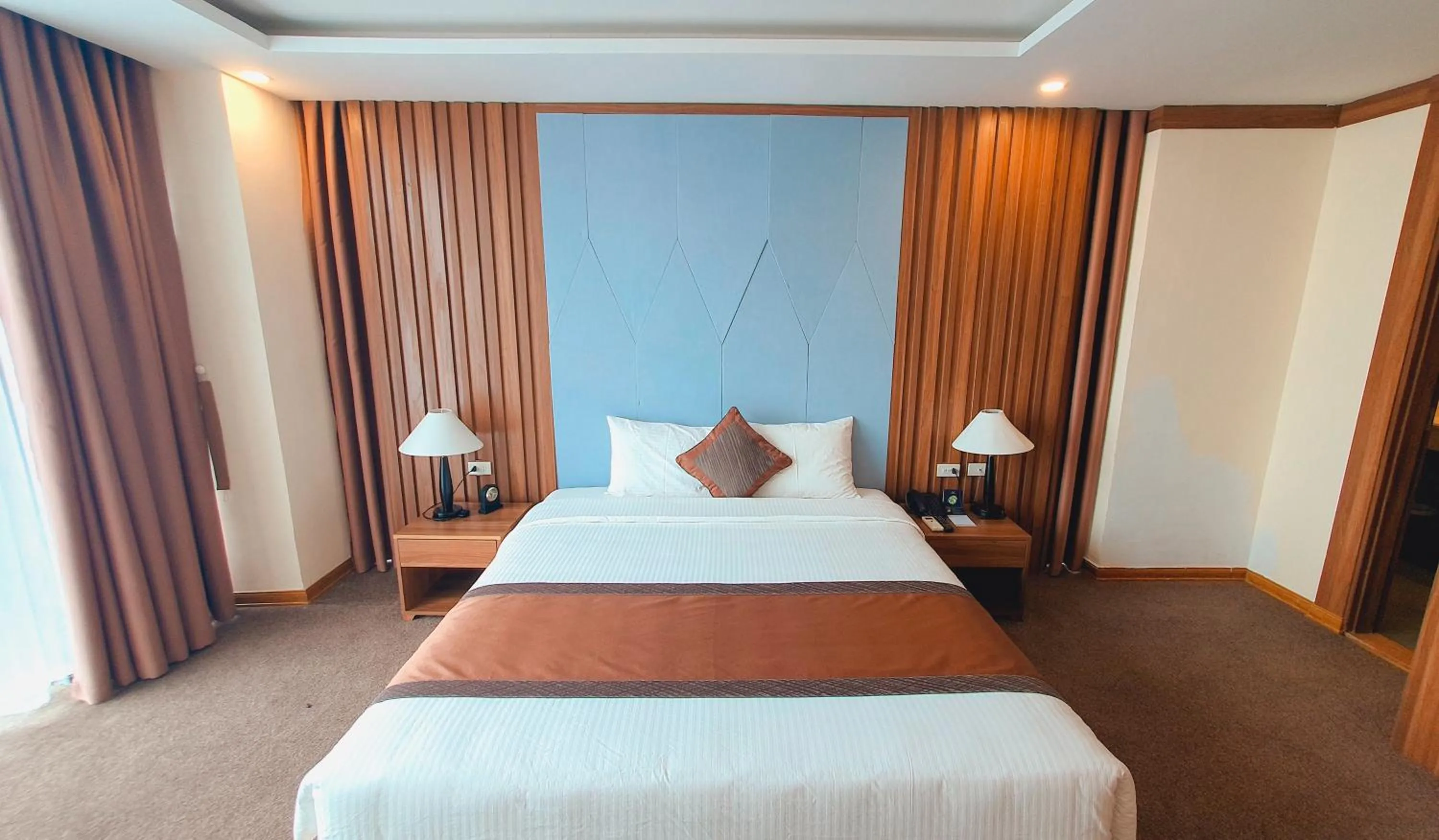 Bedroom, Bed in Muong Thanh Dien Chau Hotel