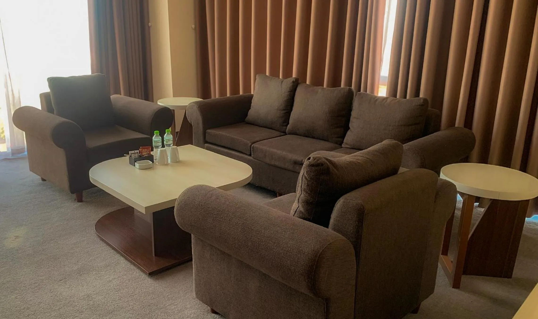 Living room in Muong Thanh Dien Chau Hotel