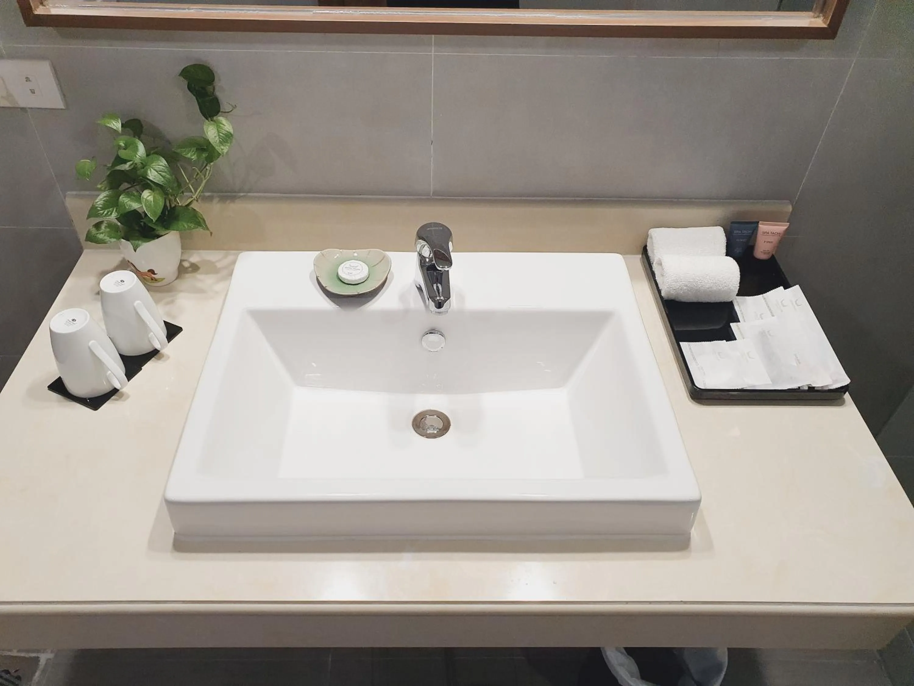 Bathroom in Muong Thanh Dien Chau Hotel