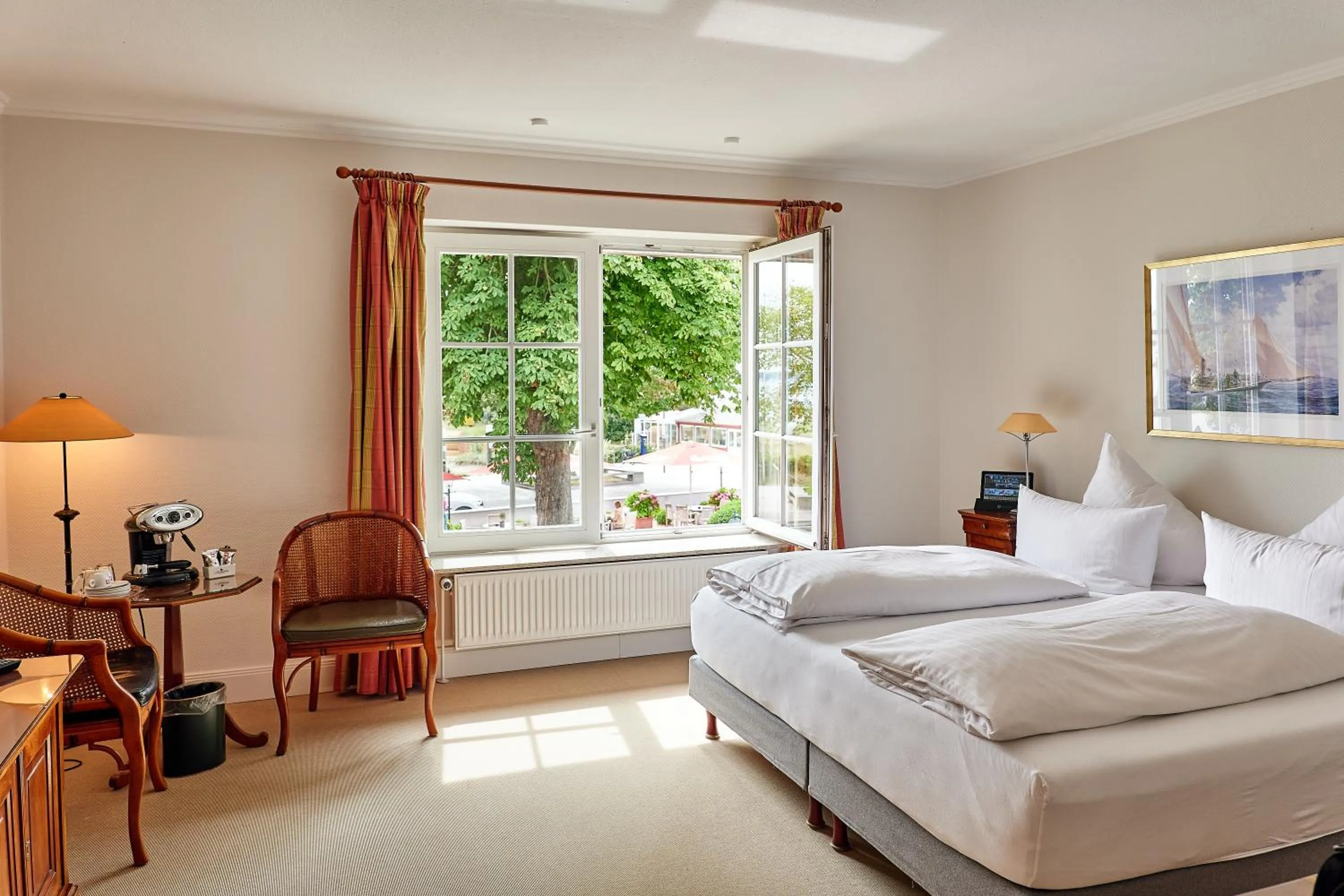 Bed in Strandhotel Strande