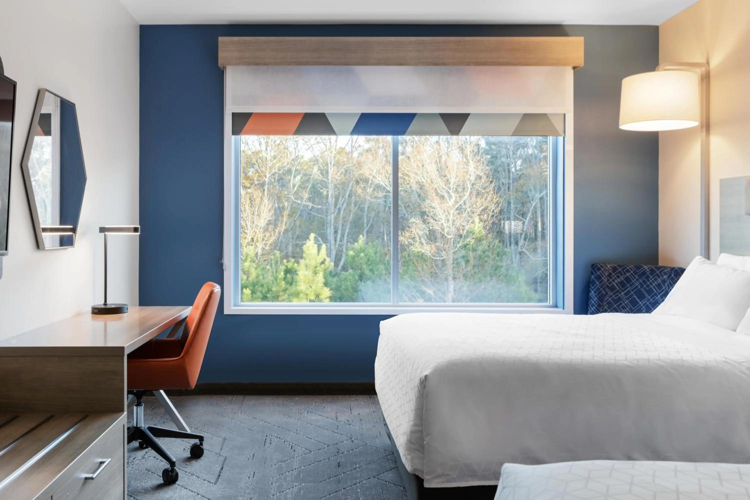 Bedroom, Bed in Holiday Inn Express & Suites Murfreesboro West by IHG