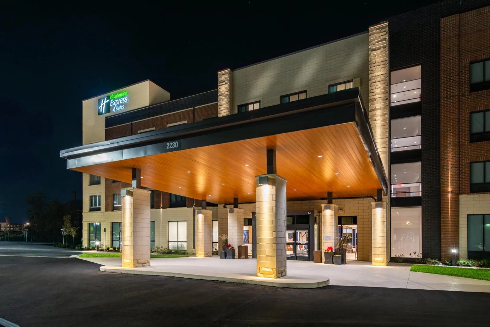 Property building in Holiday Inn Express & Suites Murfreesboro West by IHG