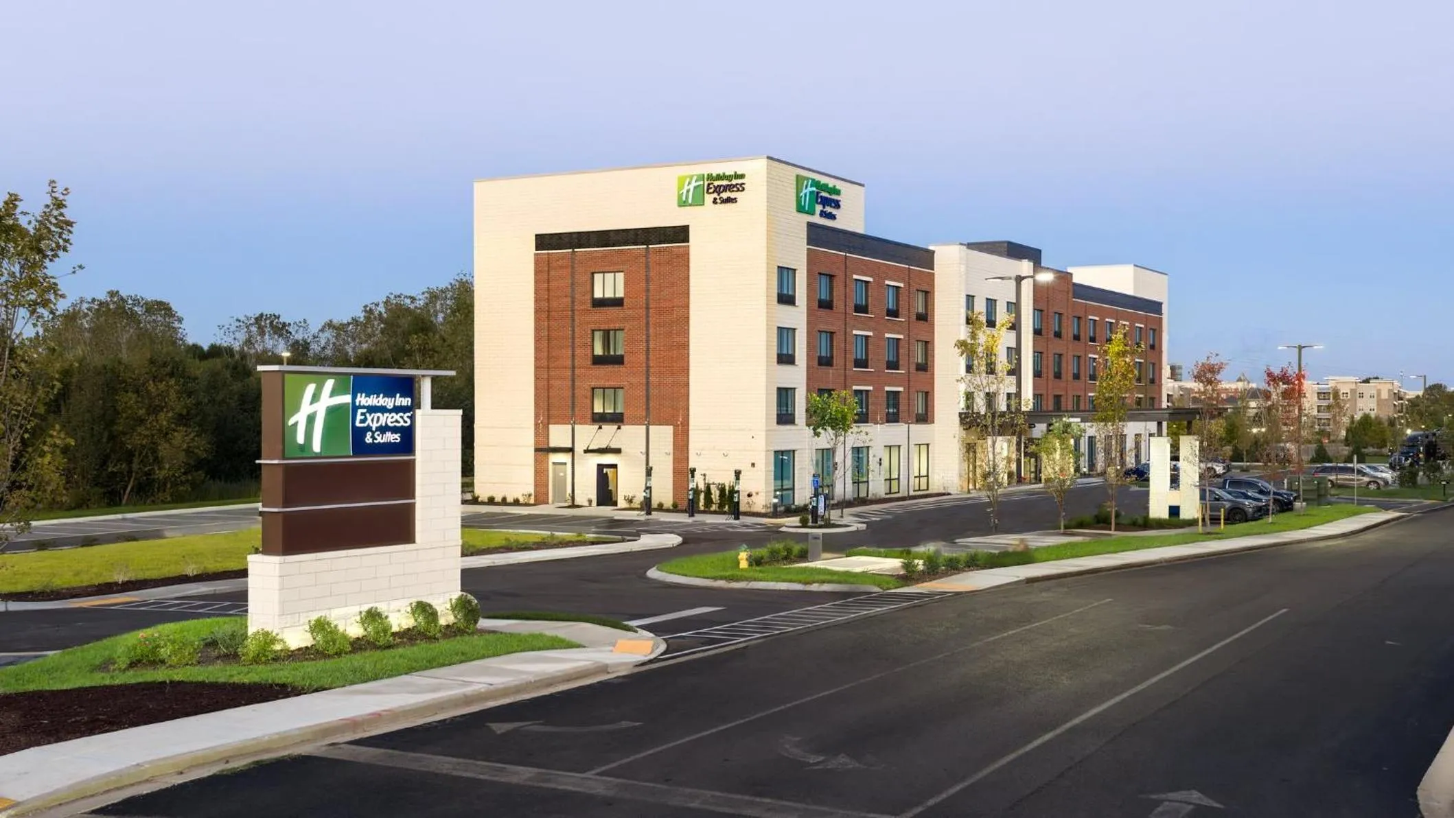 Property building in Holiday Inn Express & Suites Murfreesboro West by IHG