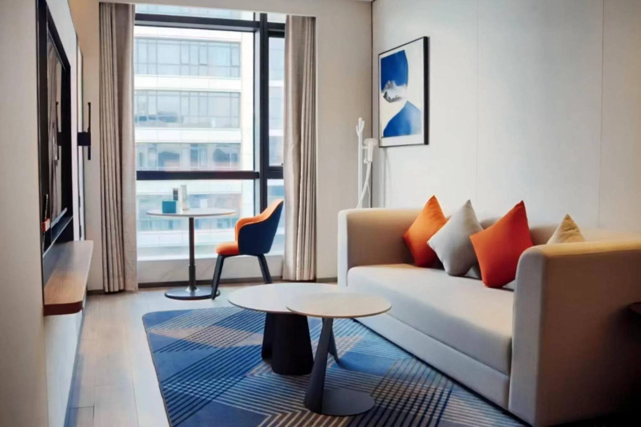 Photo of the whole room in Holiday Inn Express Hangzhou Jiangnan by IHG