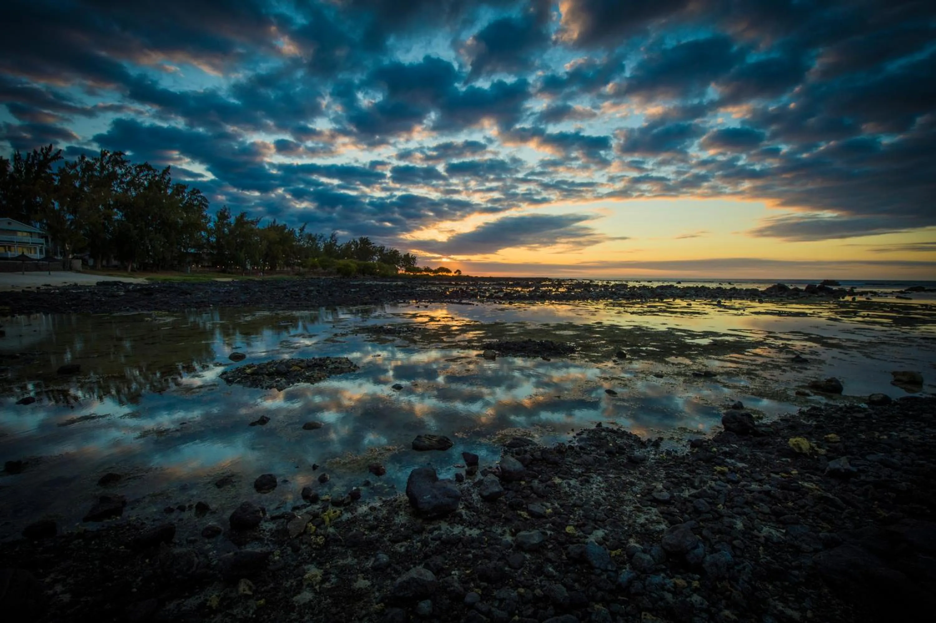 Beach in Voile Bleue Boutique Hotel