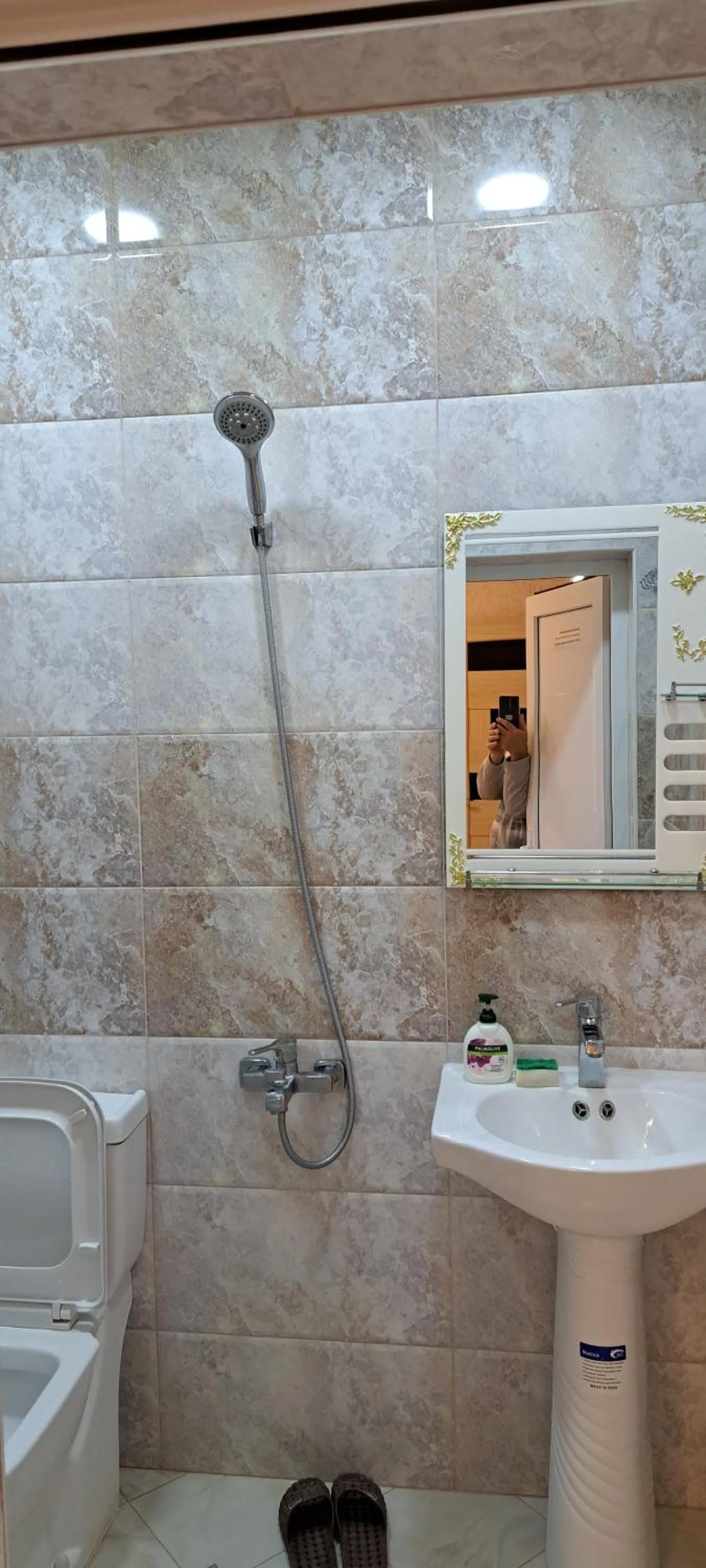 Toilet in Hasanovs Villa