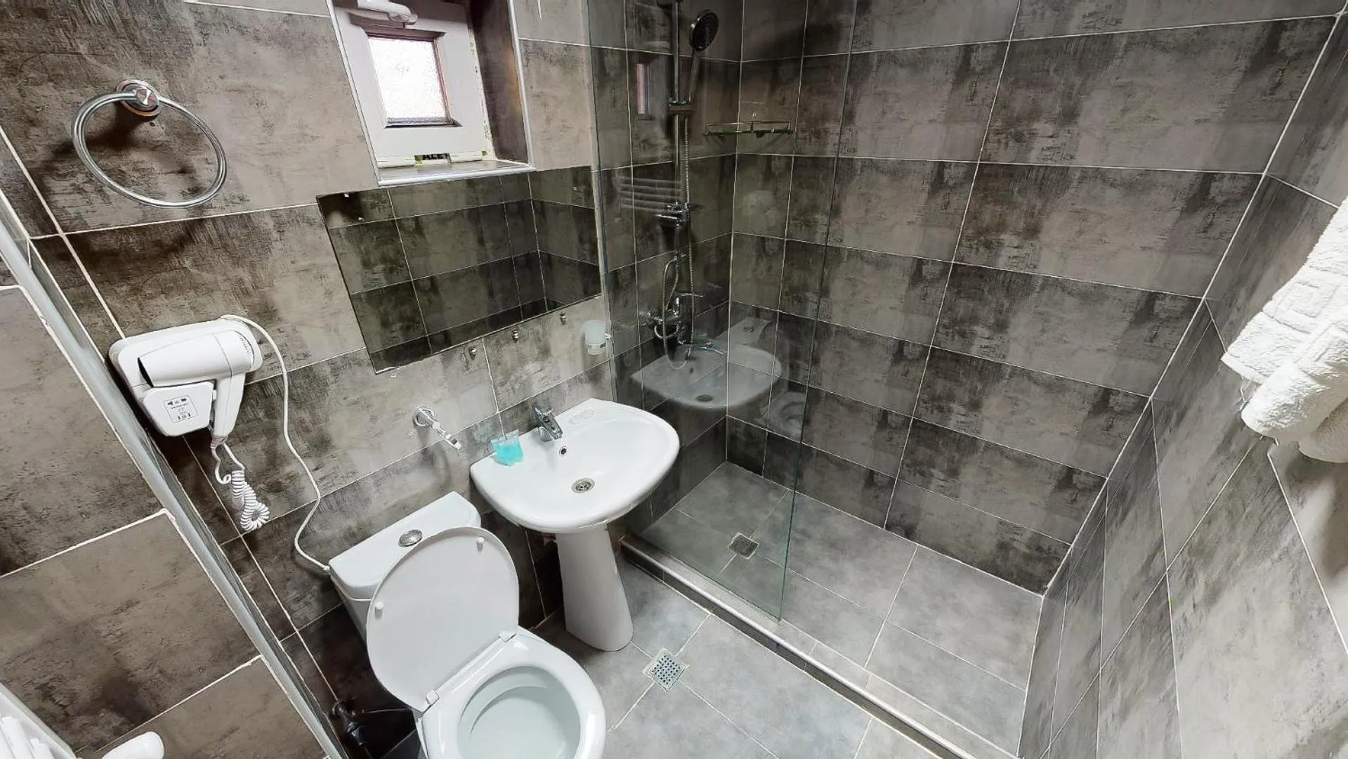 Bathroom in Boutique Hotel Shale