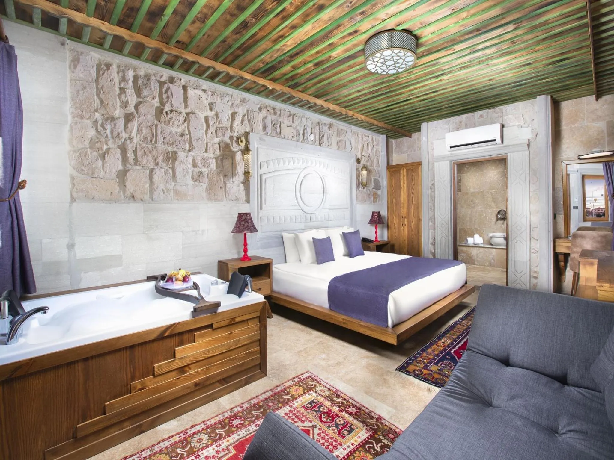 Bed in Rapsodi Cappadocia