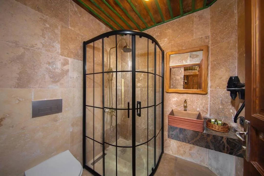 Shower in Rapsodi Cappadocia