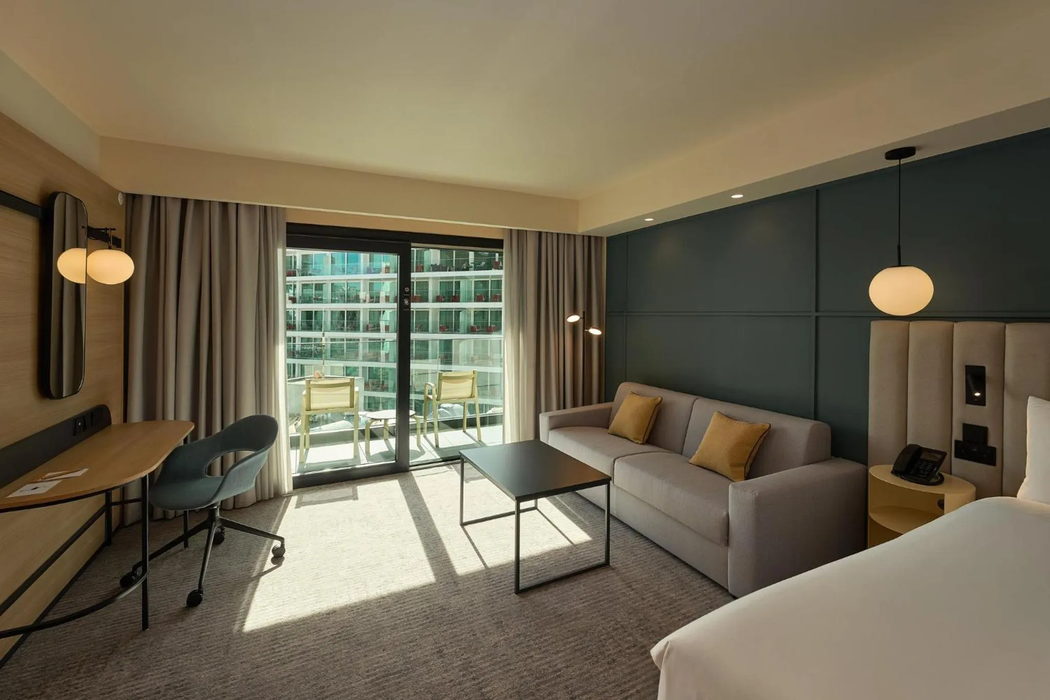 Photo of the whole room, Bed in voco Malta by IHG