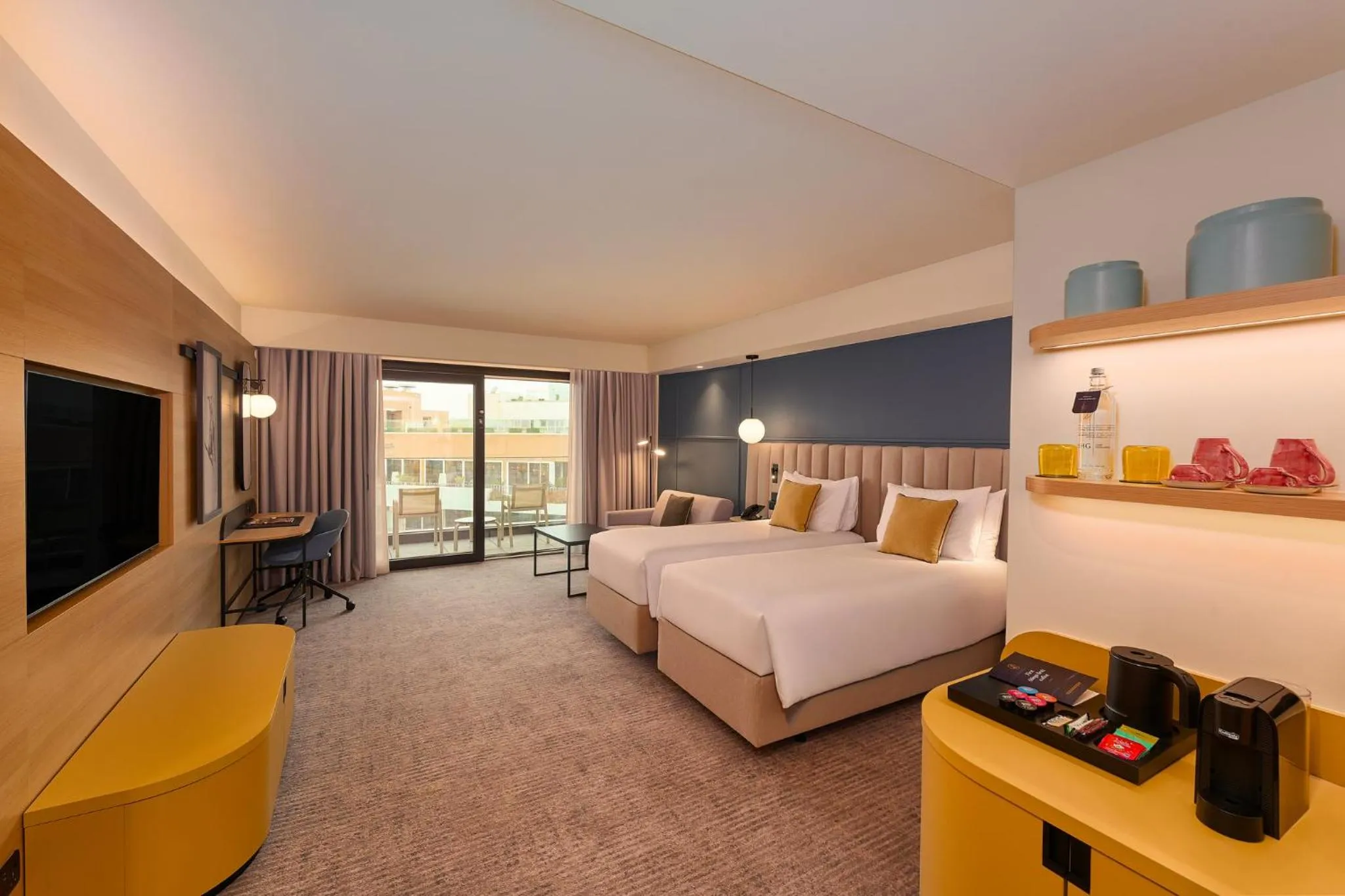 Photo of the whole room, Bed in voco Malta by IHG