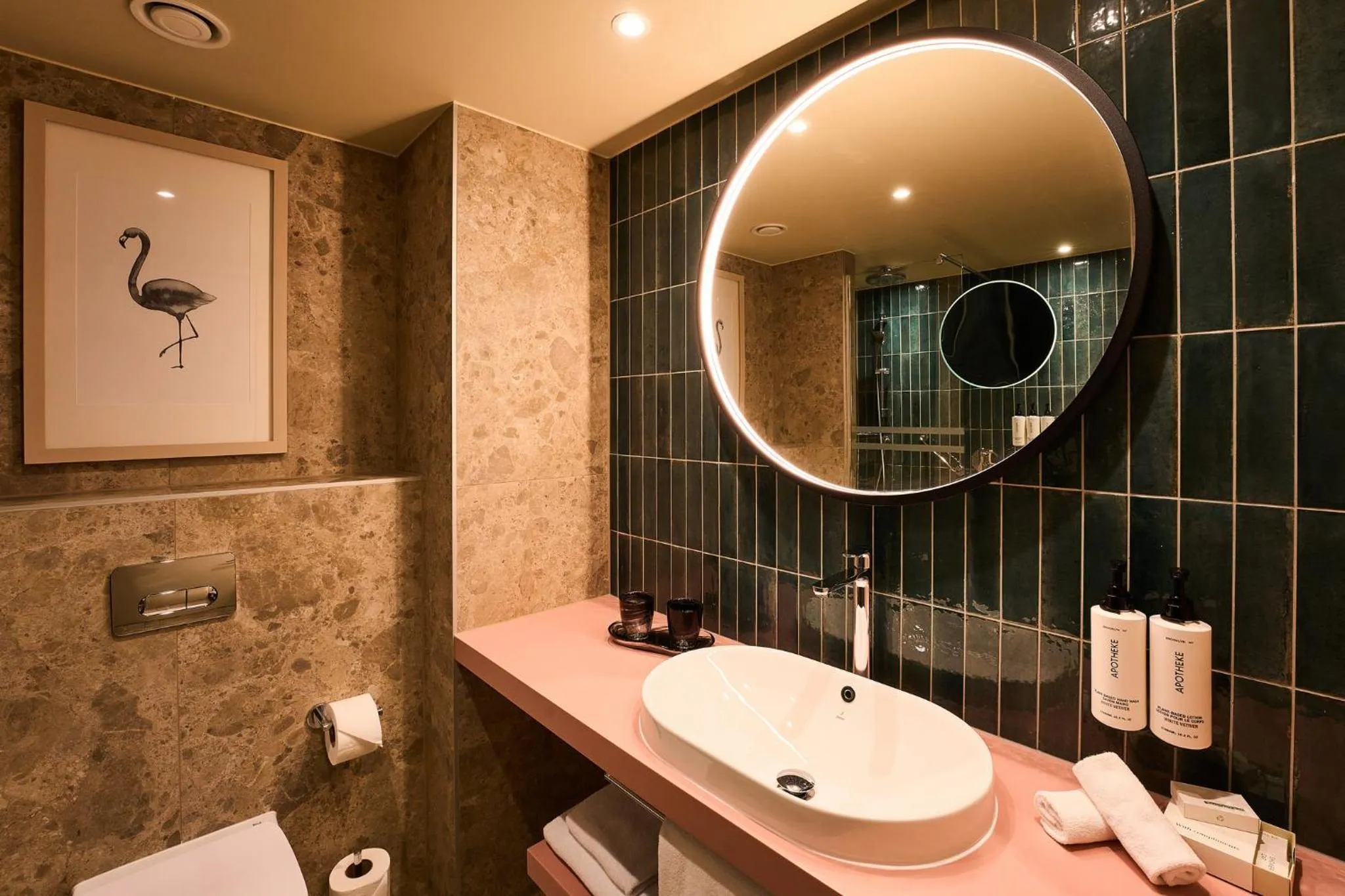 Photo of the whole room in voco Malta by IHG