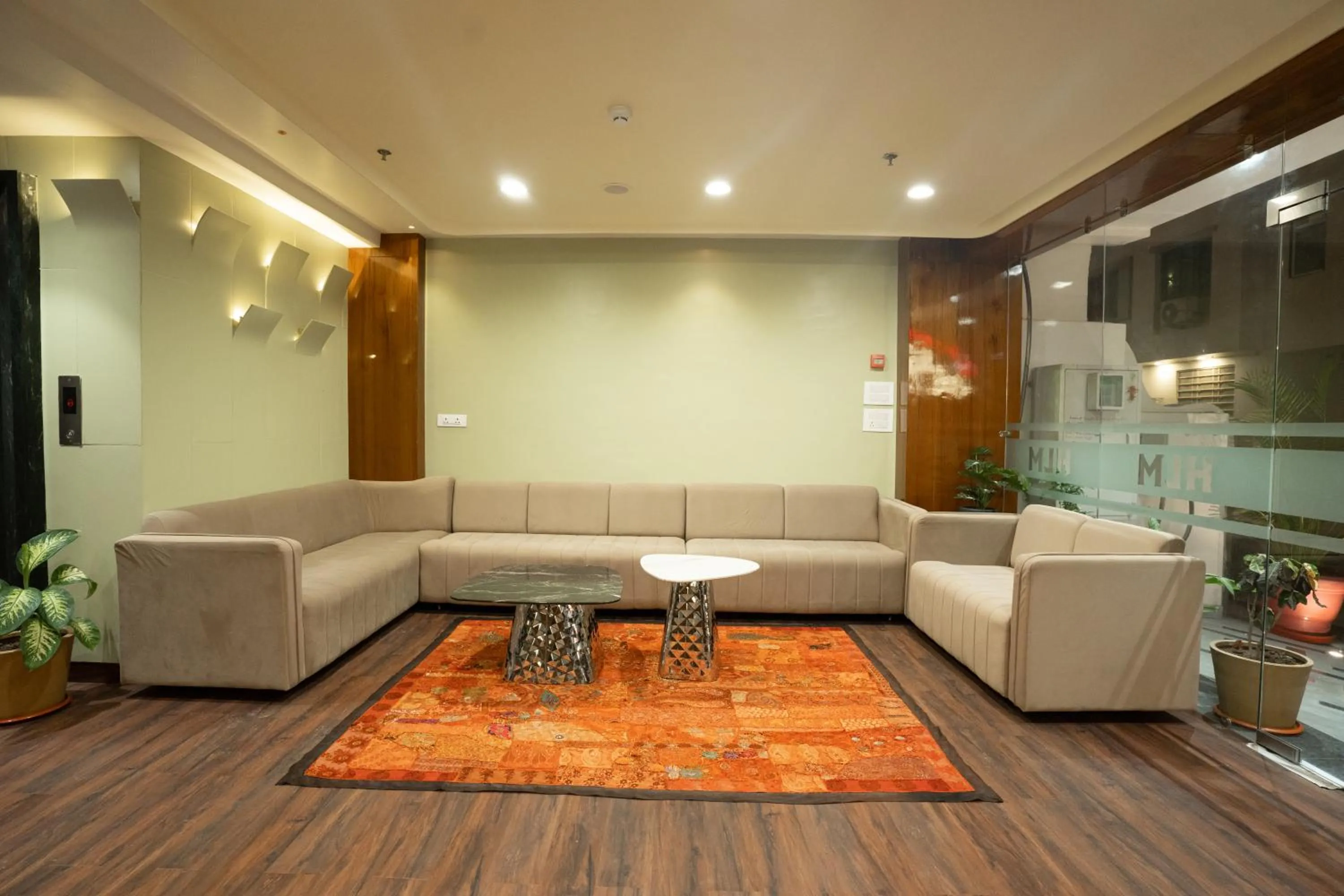 Lobby or reception in Hotel Lake Metro