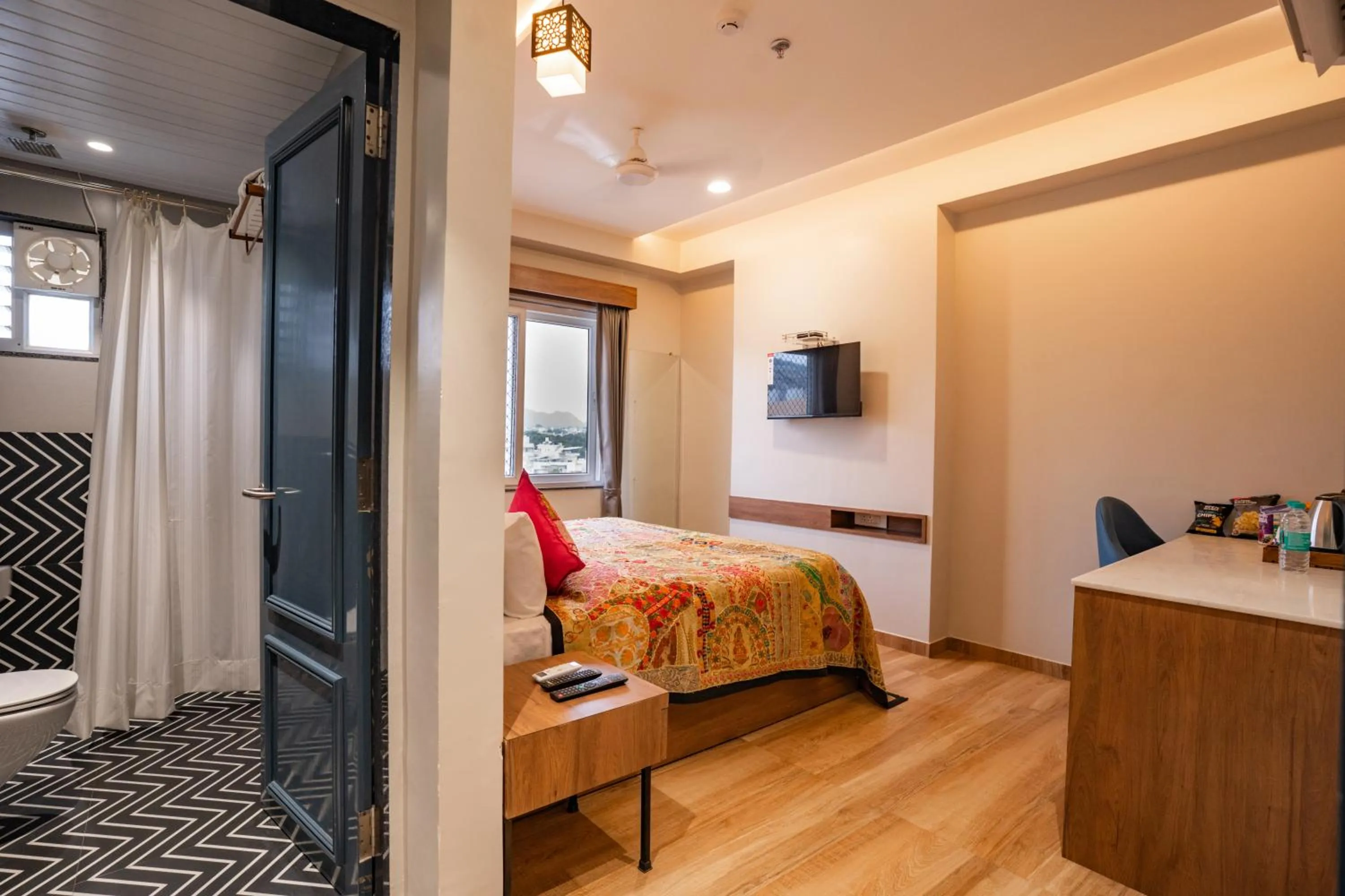 Photo of the whole room, Bed in Hotel Lake Metro