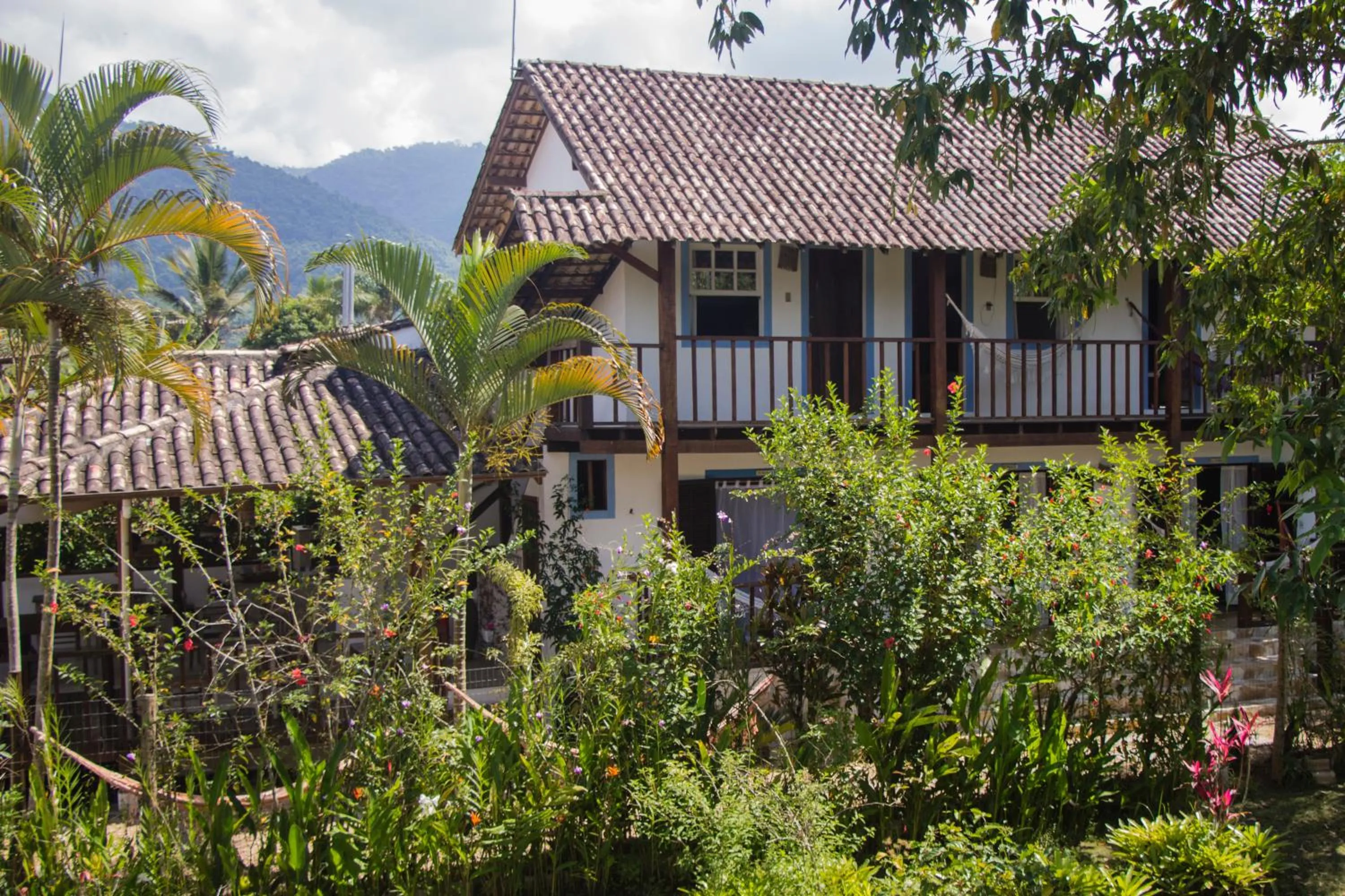 Property building in Planeta Banana Paraty