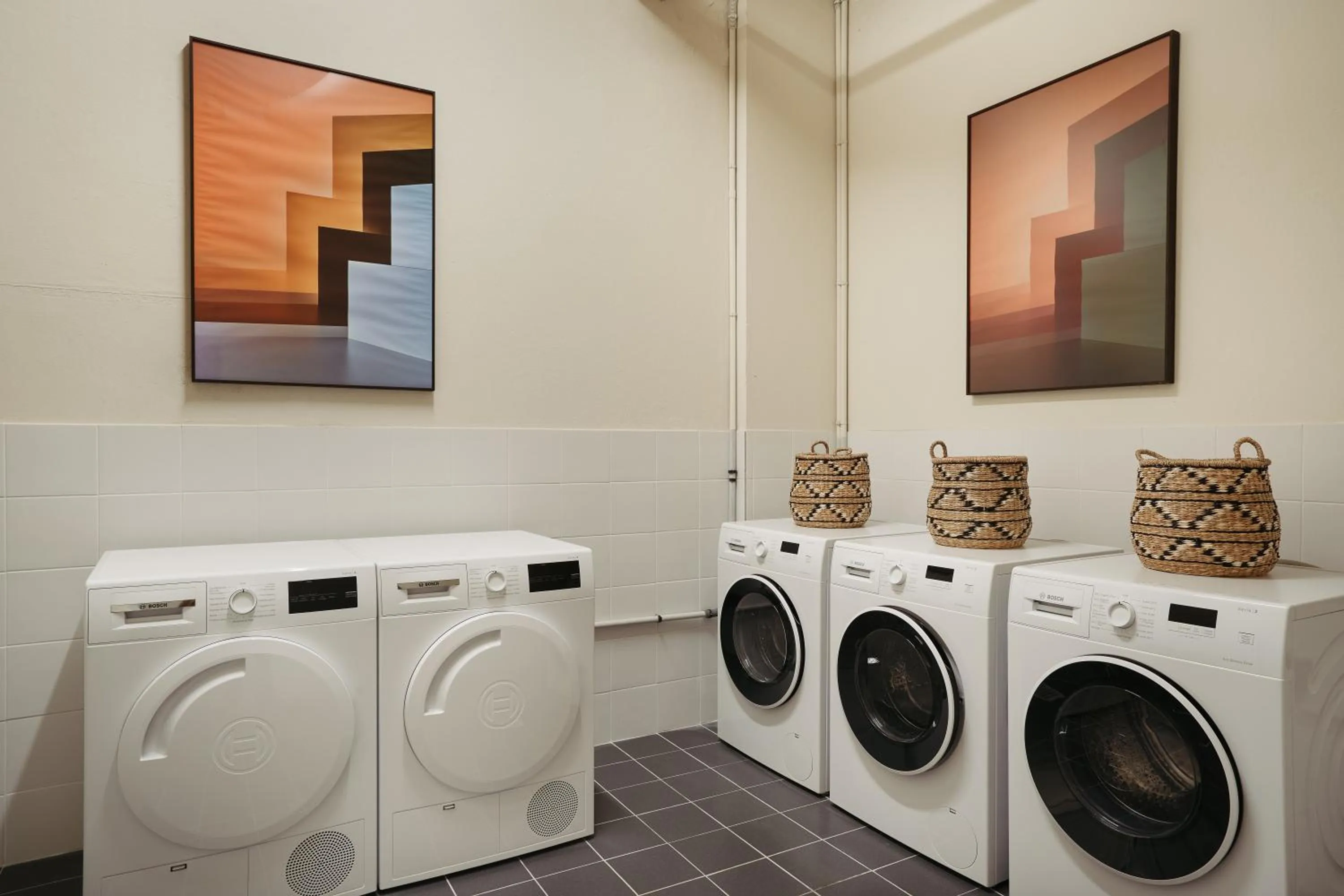 laundry in Edgar Suites Montrouge