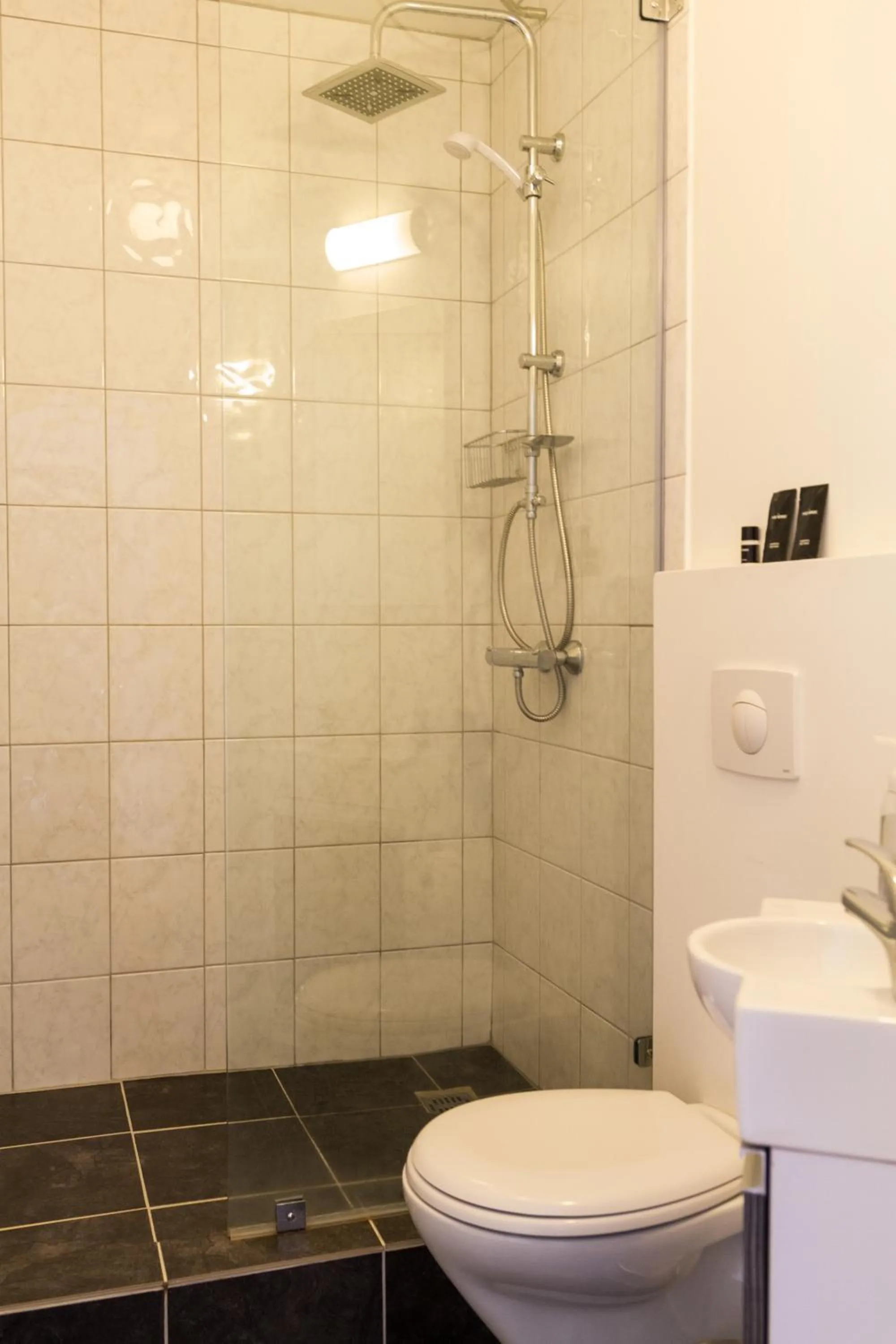 Shower in Finna Hótel