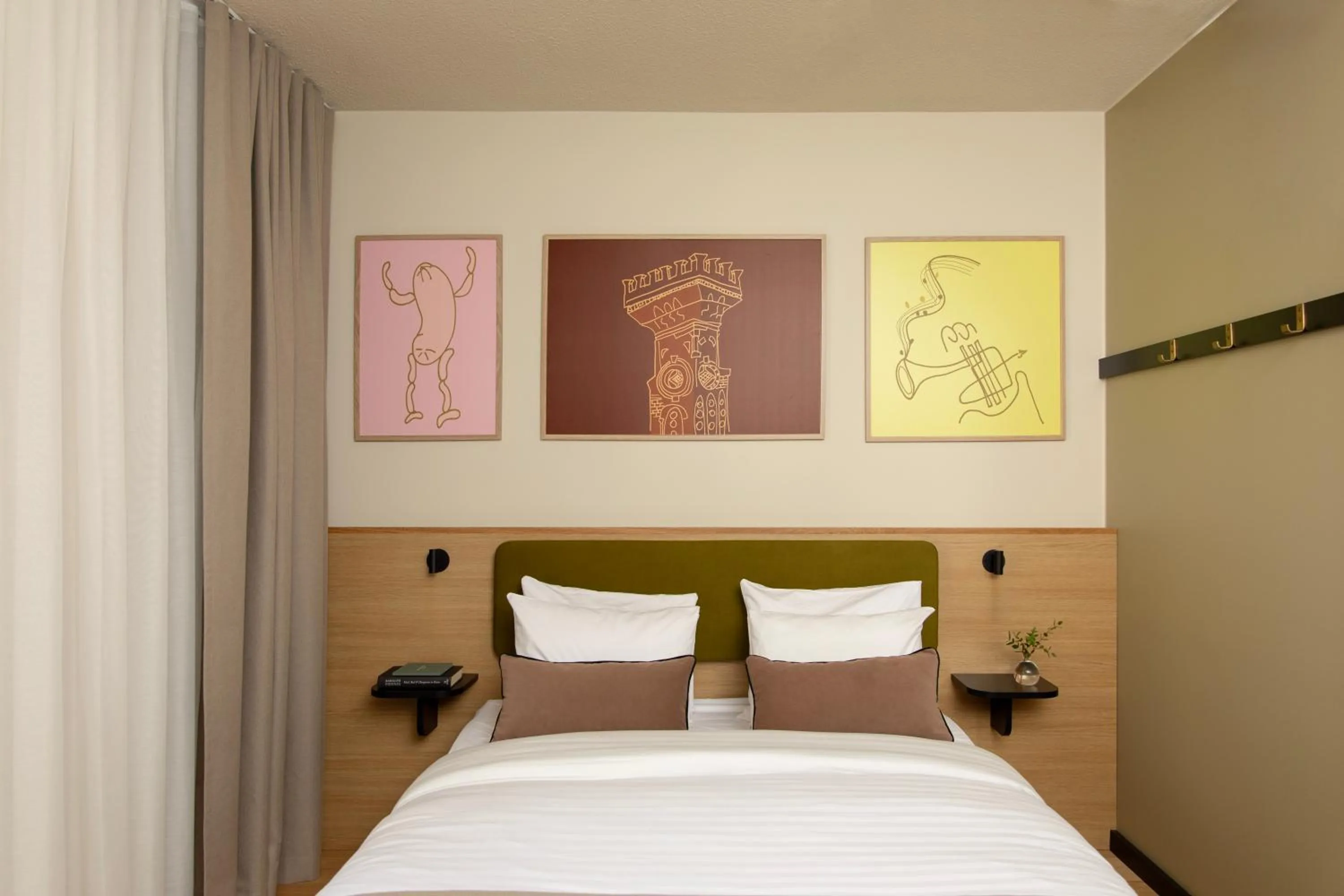 Studio w/ Kitchenette in Bob W Helsinki Kaarti