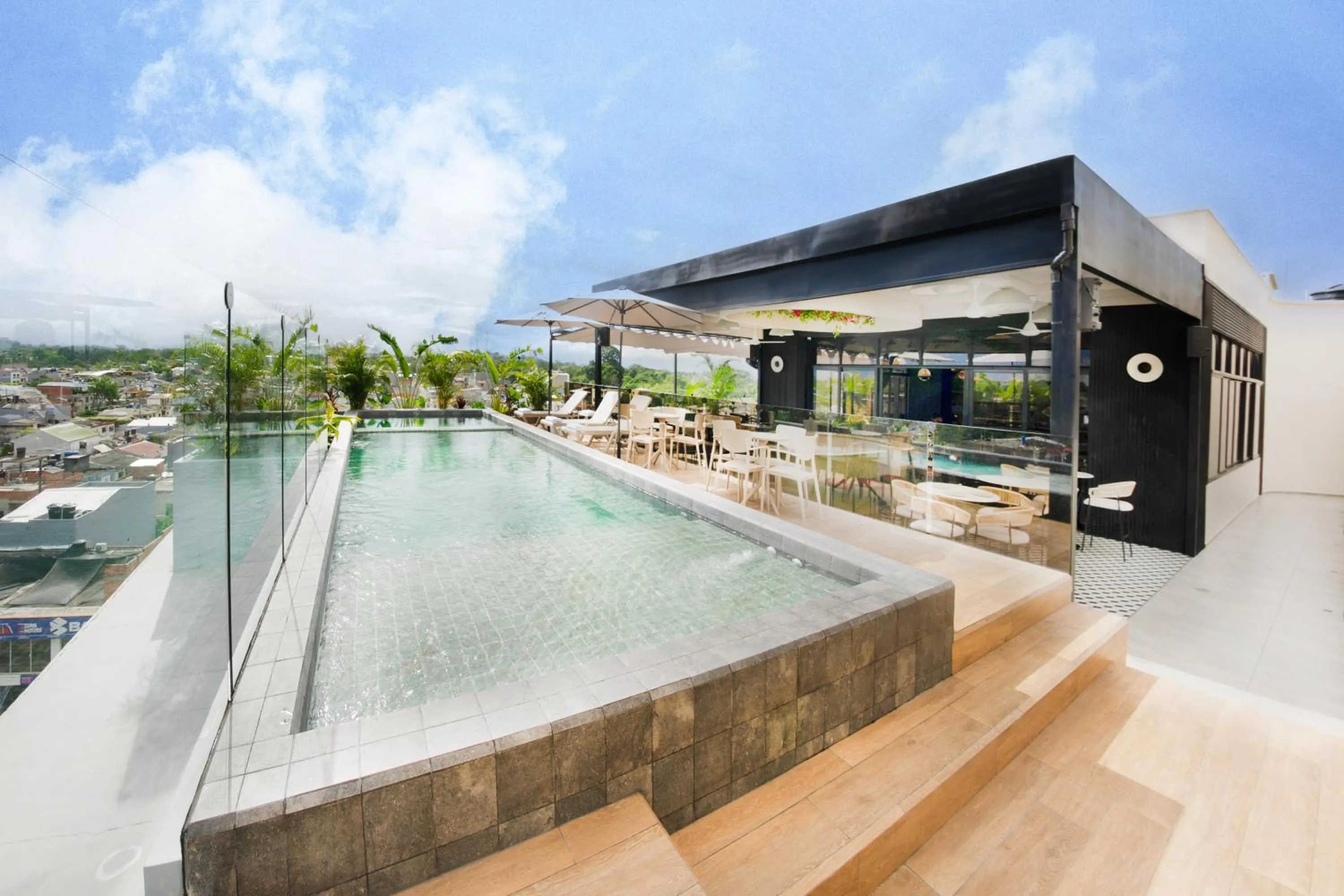 Swimming pool in Botanico Hotel y Spa