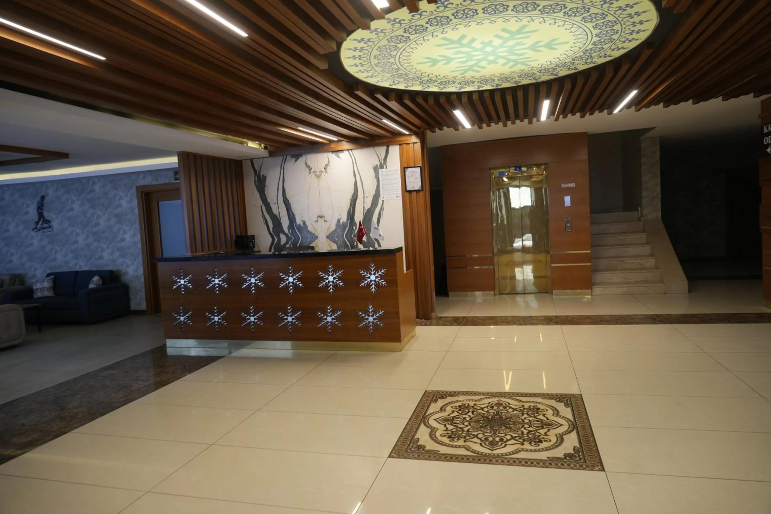 Snowflake Dag Hotel & SPA