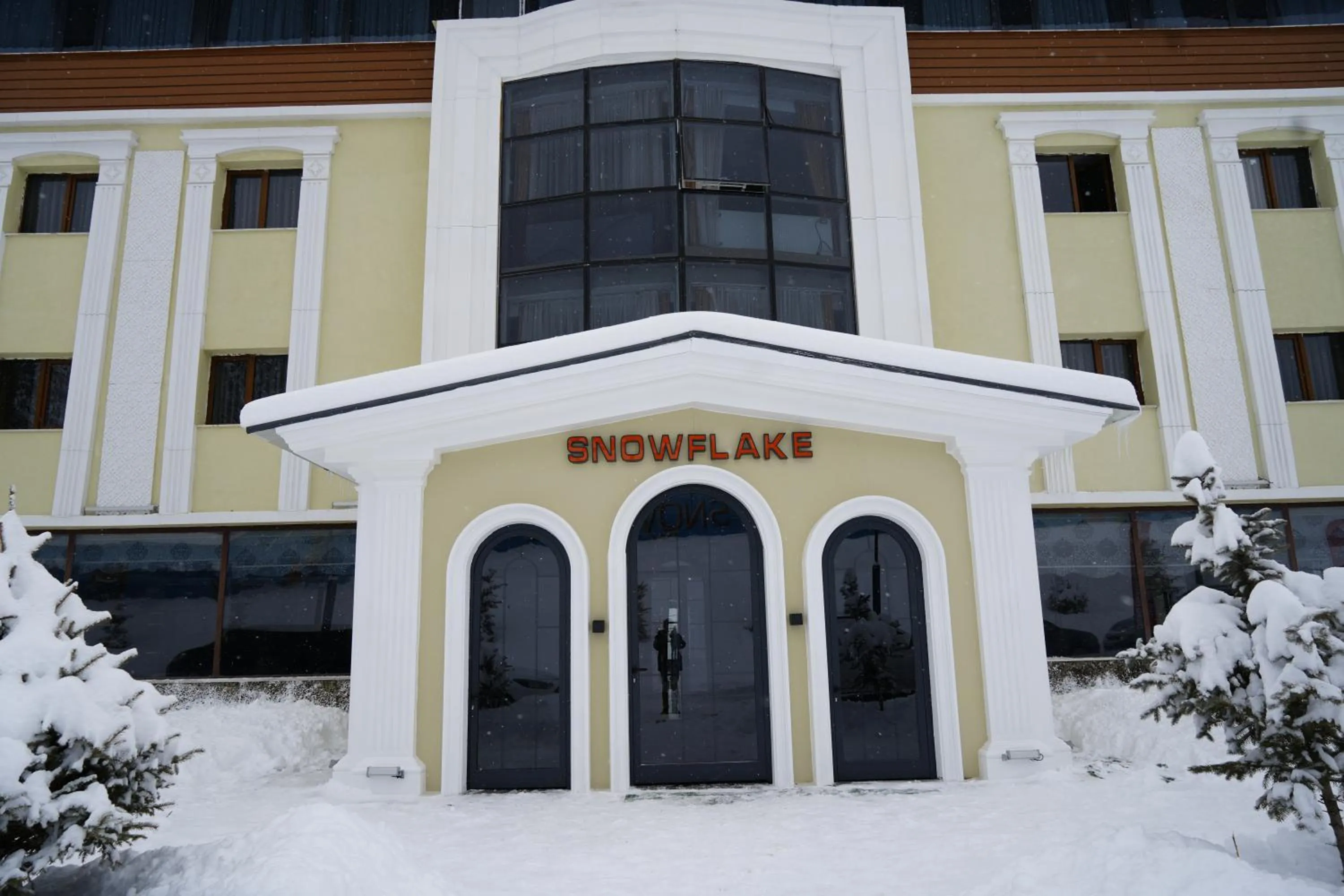 Snowflake Dag Hotel & SPA