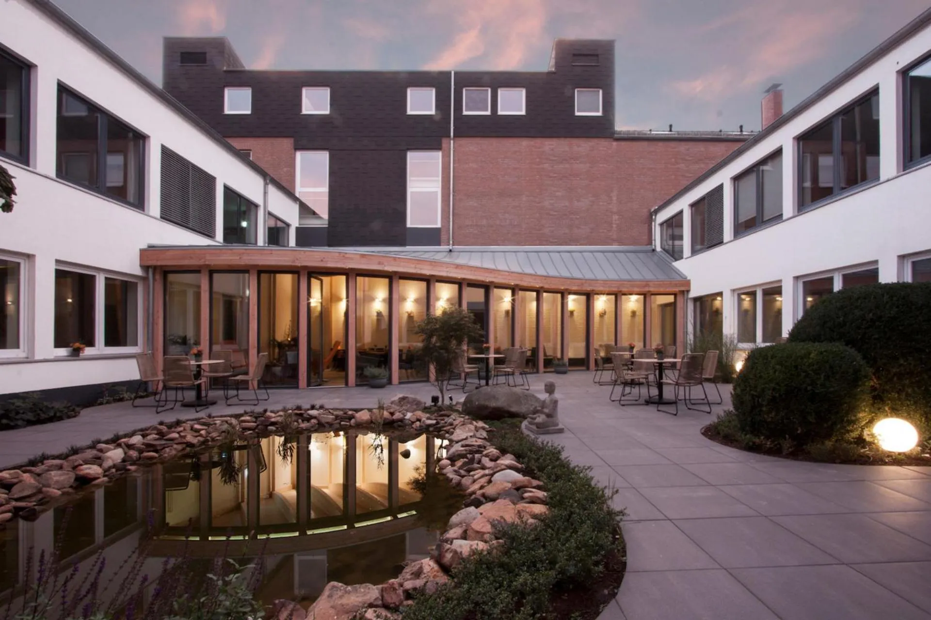 Property building in Hotel Damme