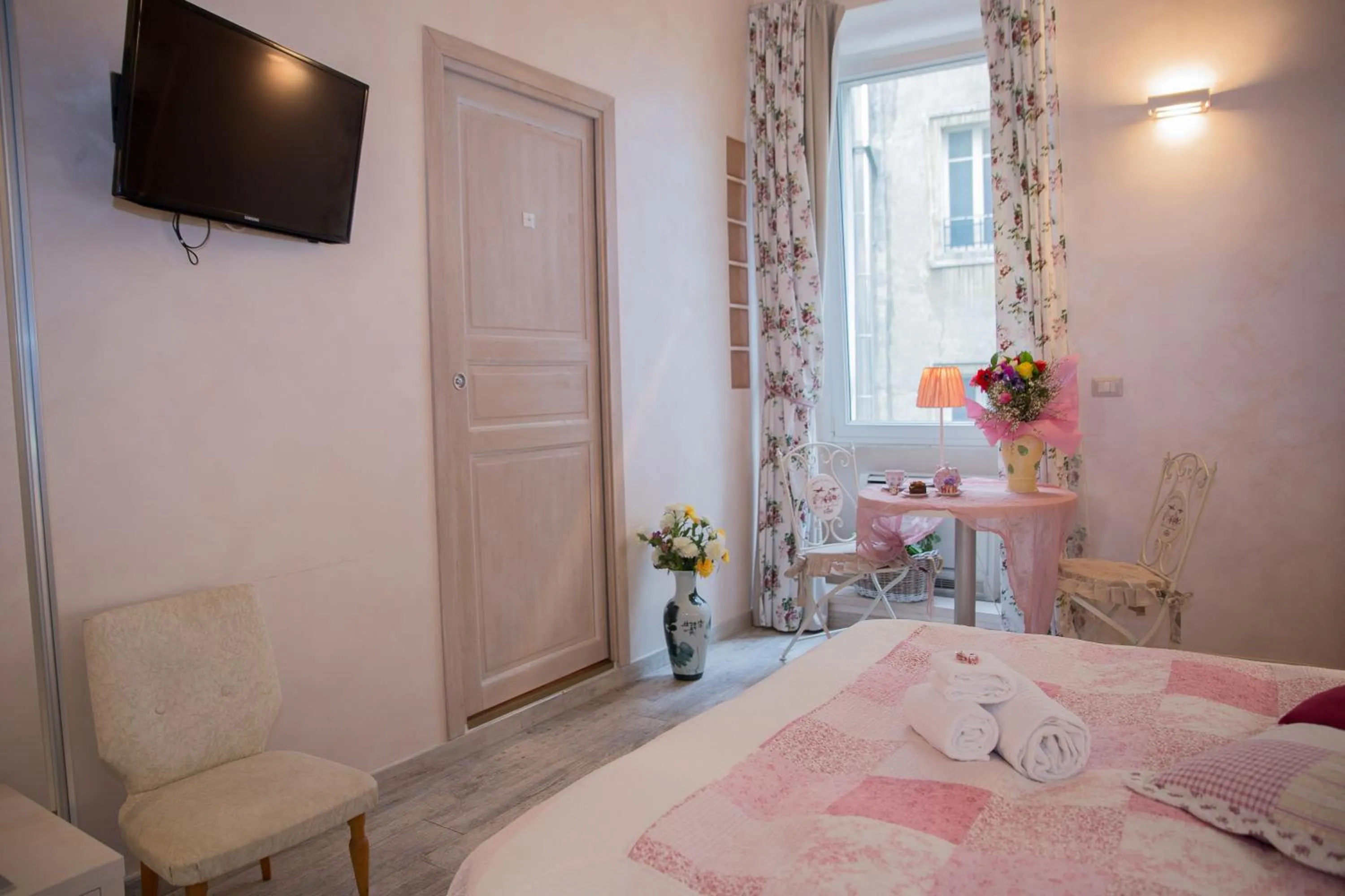 Bedroom, Bed in Sleeppo B&B