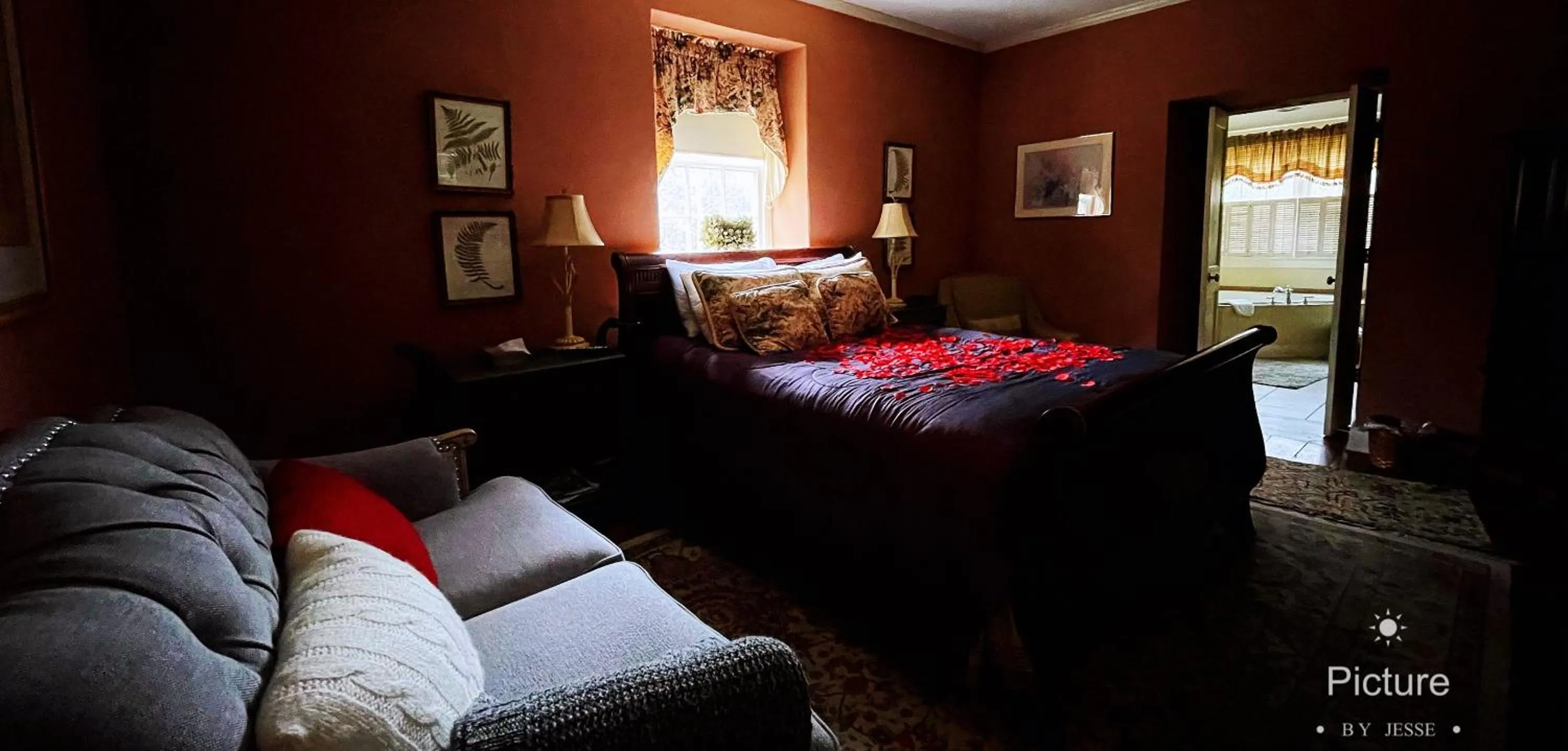 Bed in Wayside Inn Bed and Breakfast