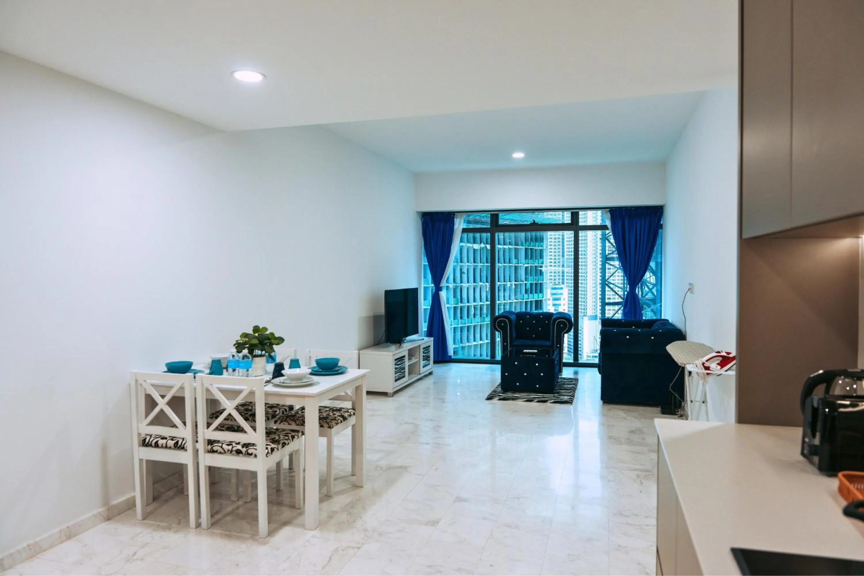 Living room in Eaton Residence Yemala