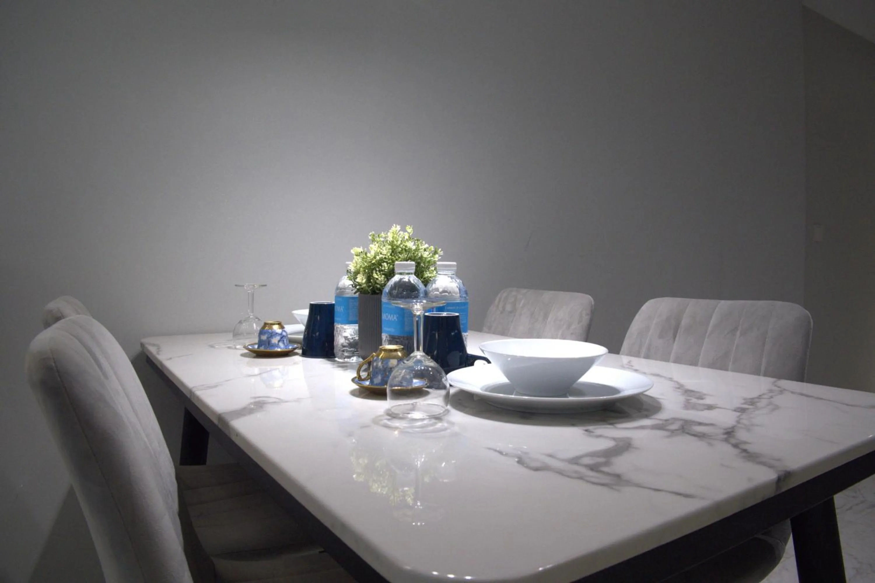 Dining area in Eaton Residence Yemala