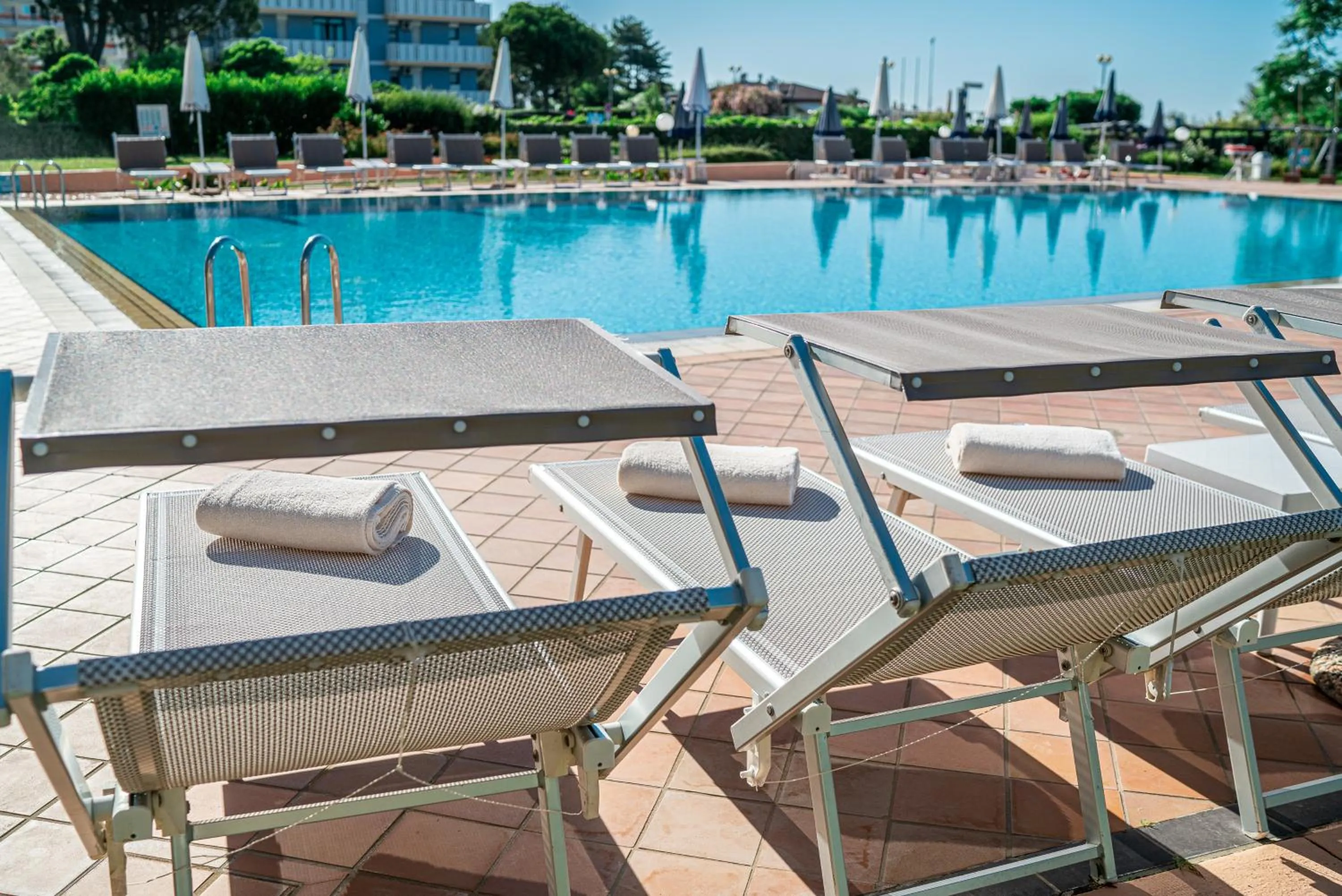 Swimming pool in Hotel Royal