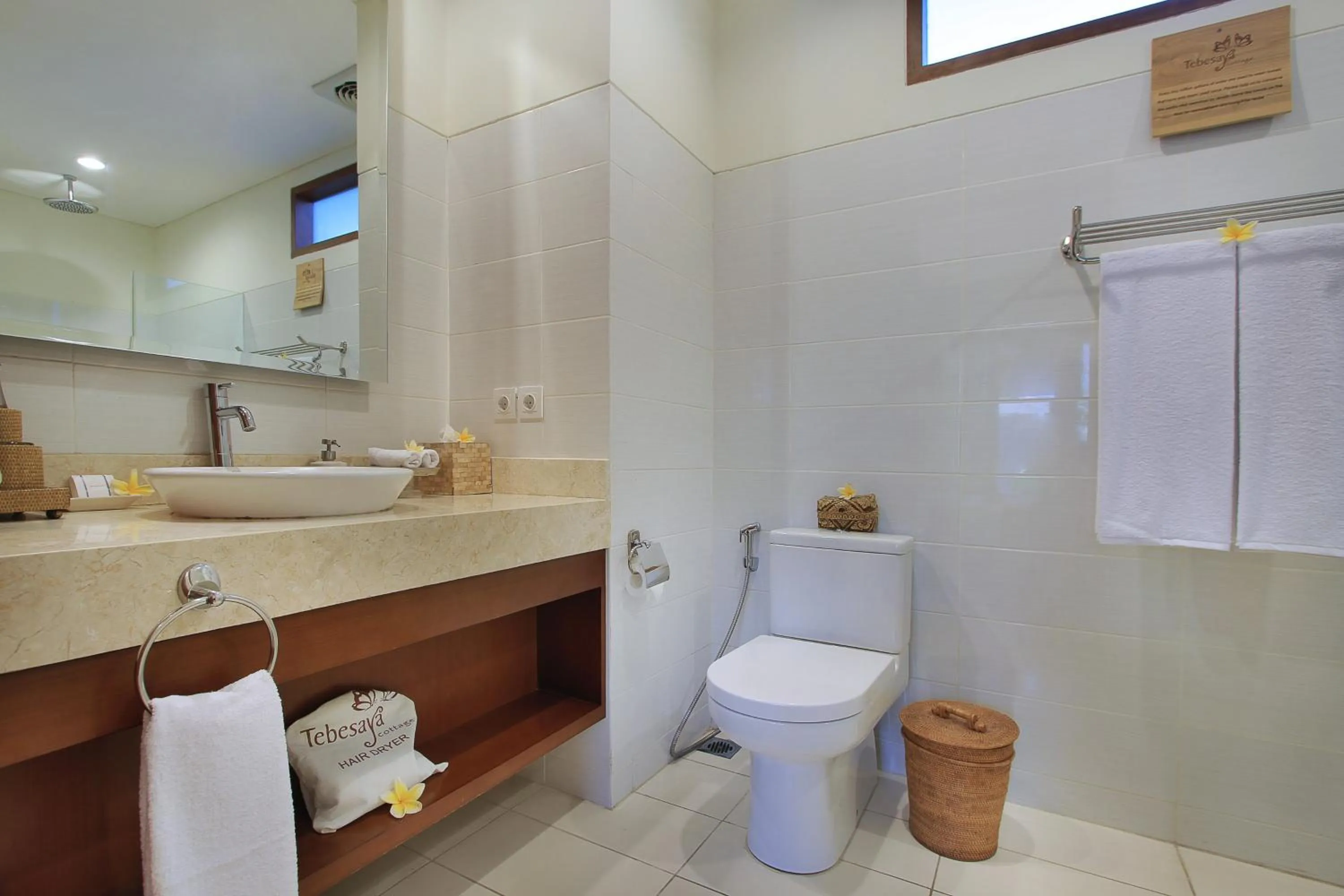 Toilet in Tebesaya Cottage by GenuineHost