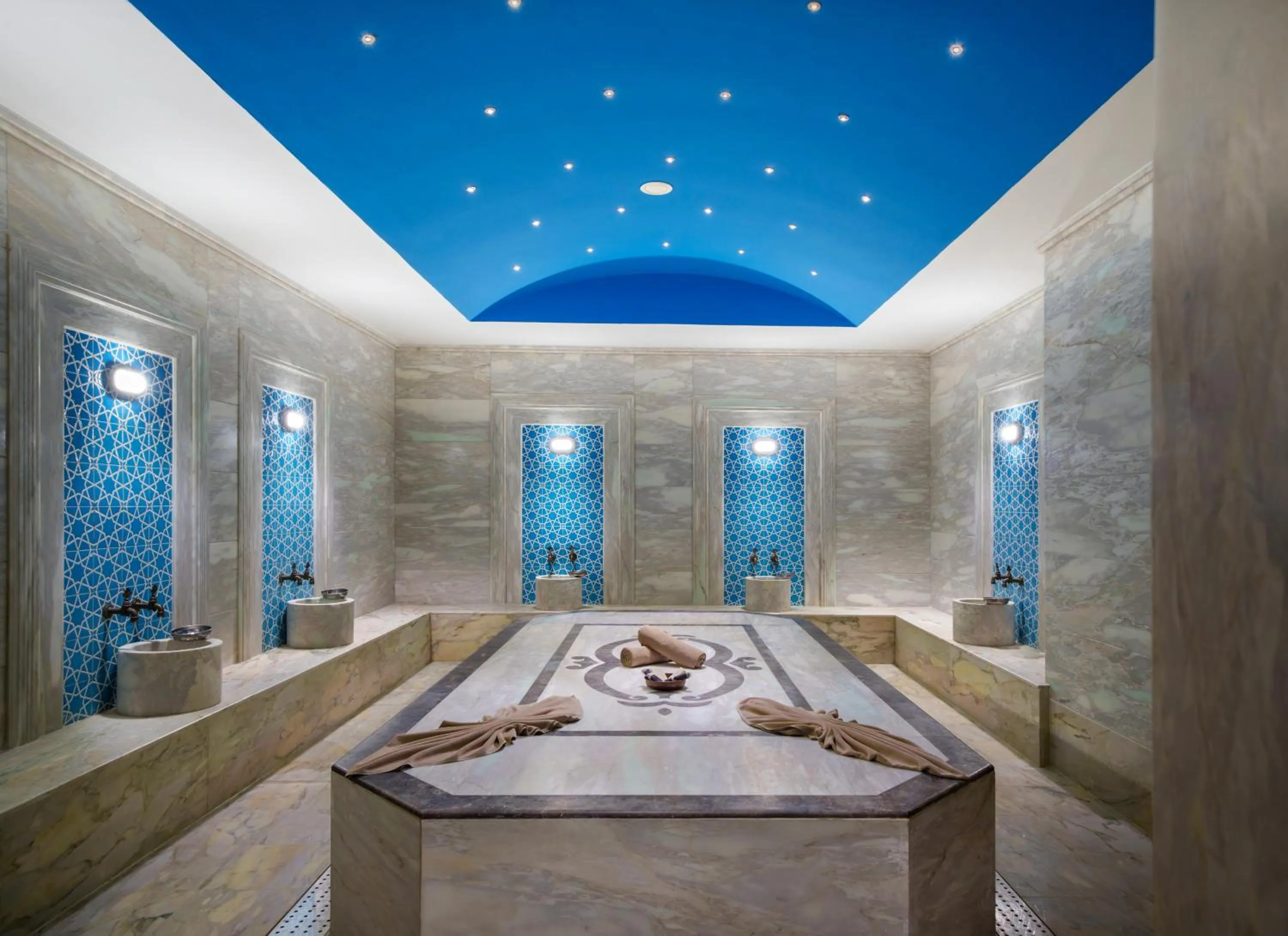 Spa and wellness centre/facilities, Bed in Liberty Kuşadası