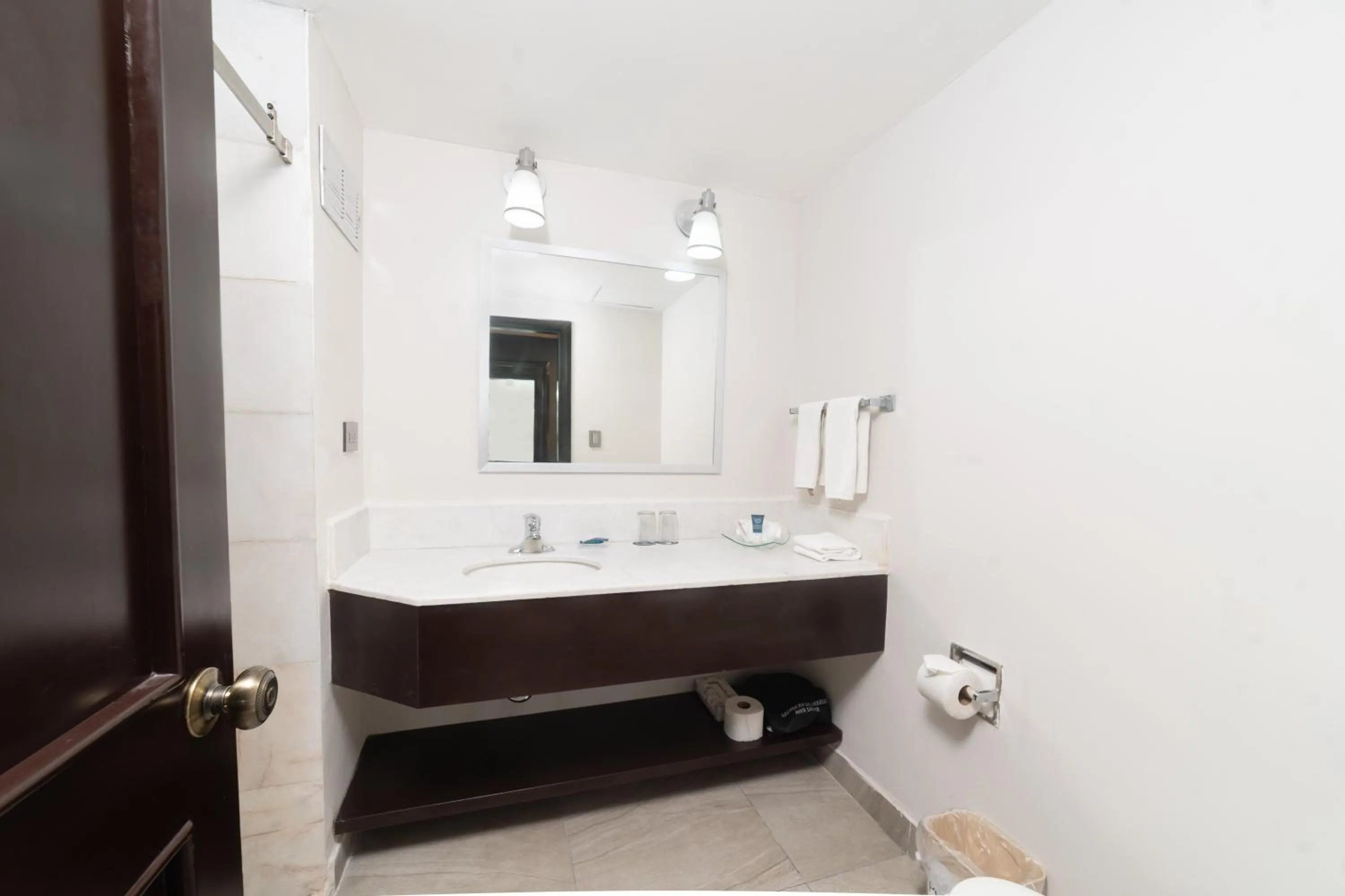 Bathroom in Four Points by Sheraton Saltillo