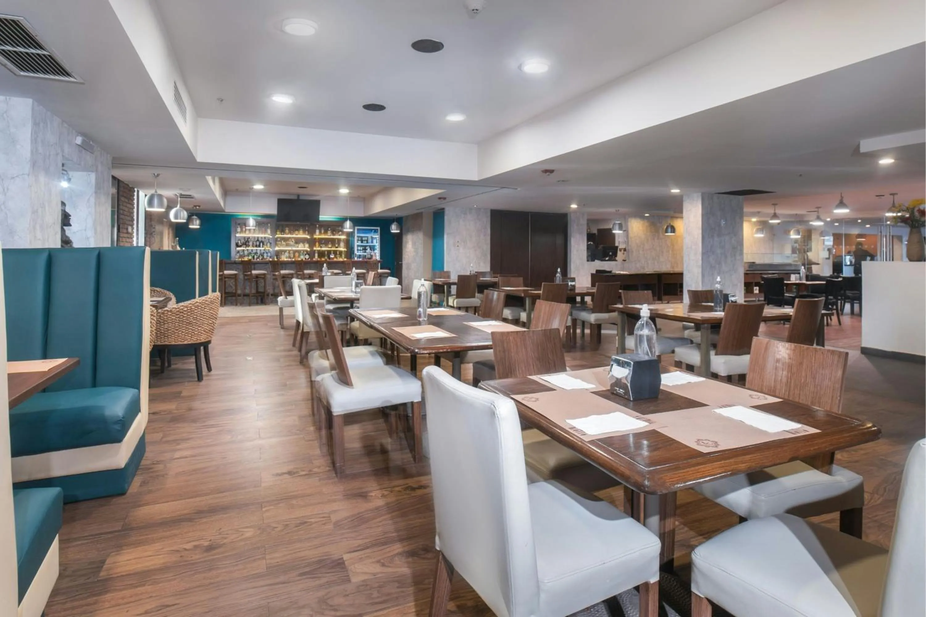 Restaurant/places to eat in Four Points by Sheraton Saltillo